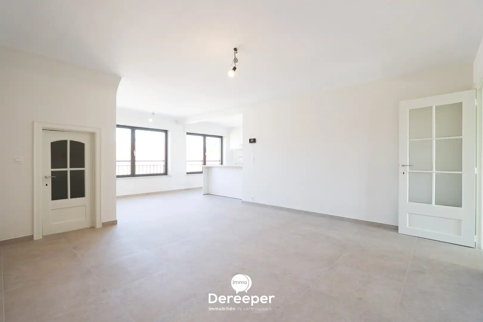 Ruim en volledig gerenoveerd 3-slaapkamerappartement op wandelafstand van Brugge centrum foto 7