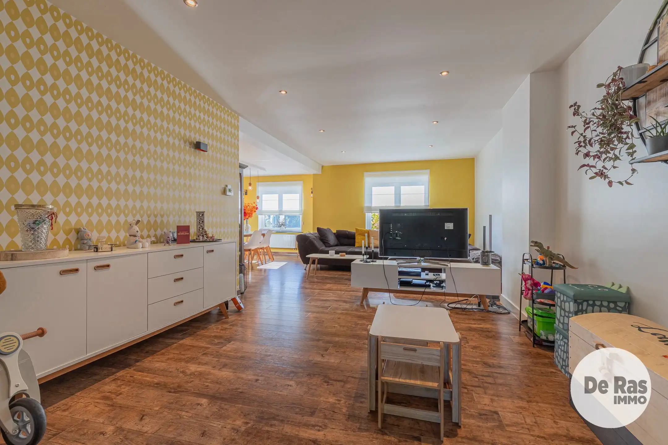 HAALTERT- Karaktervolle woning met 4 slpk. en prachtige tuin foto 10