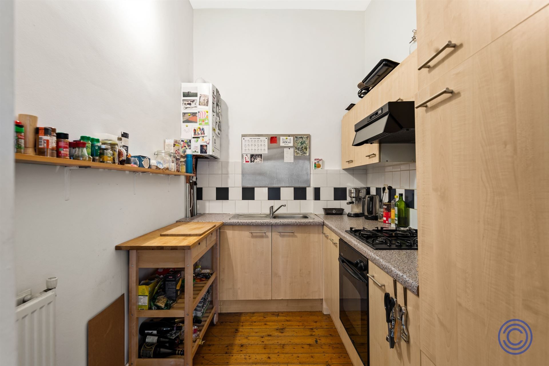 Authenthiek appartement met balkon in Harmoniewijk! foto 4