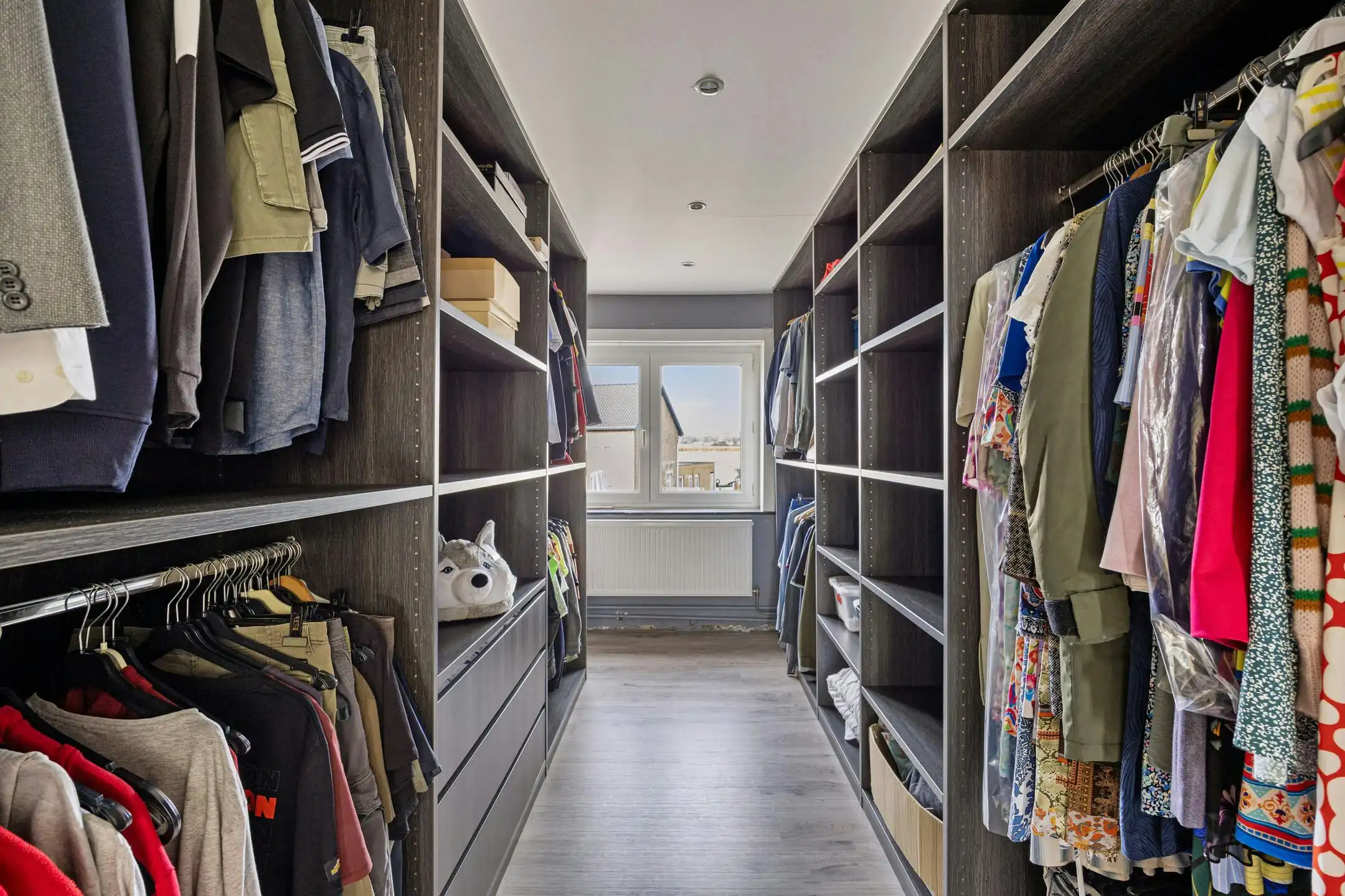 Instapklaar handelshuis op toplocatie in Dilsen te koop foto 10