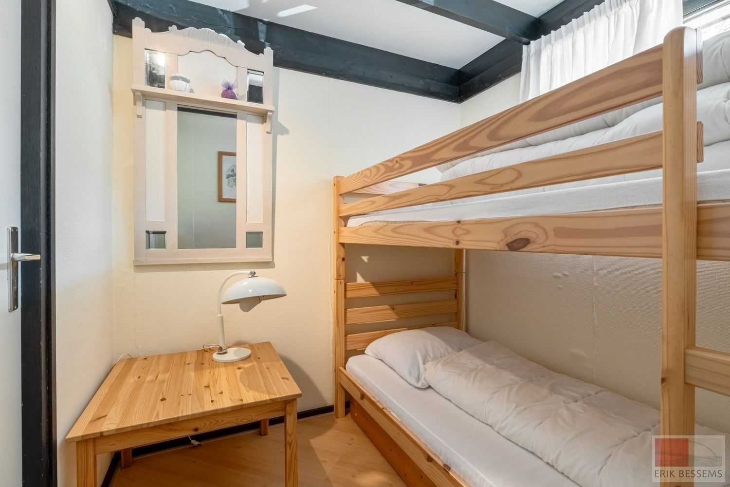 Gelijkvloerse vakantiewoning met een woonoppervlakte van 79 m², gelegen op een royaal perceel van 570 m². foto 13