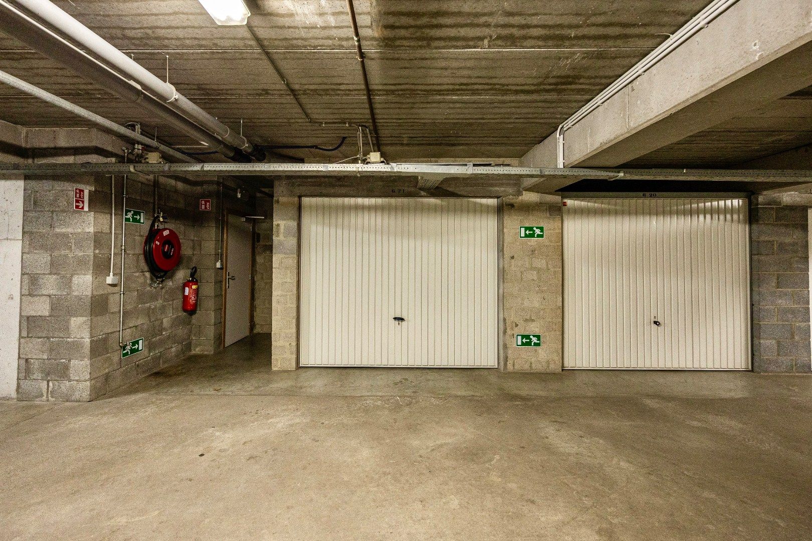 Instapklaar en energiezuinig appartement met 2 slpk te Buizingen. foto 19