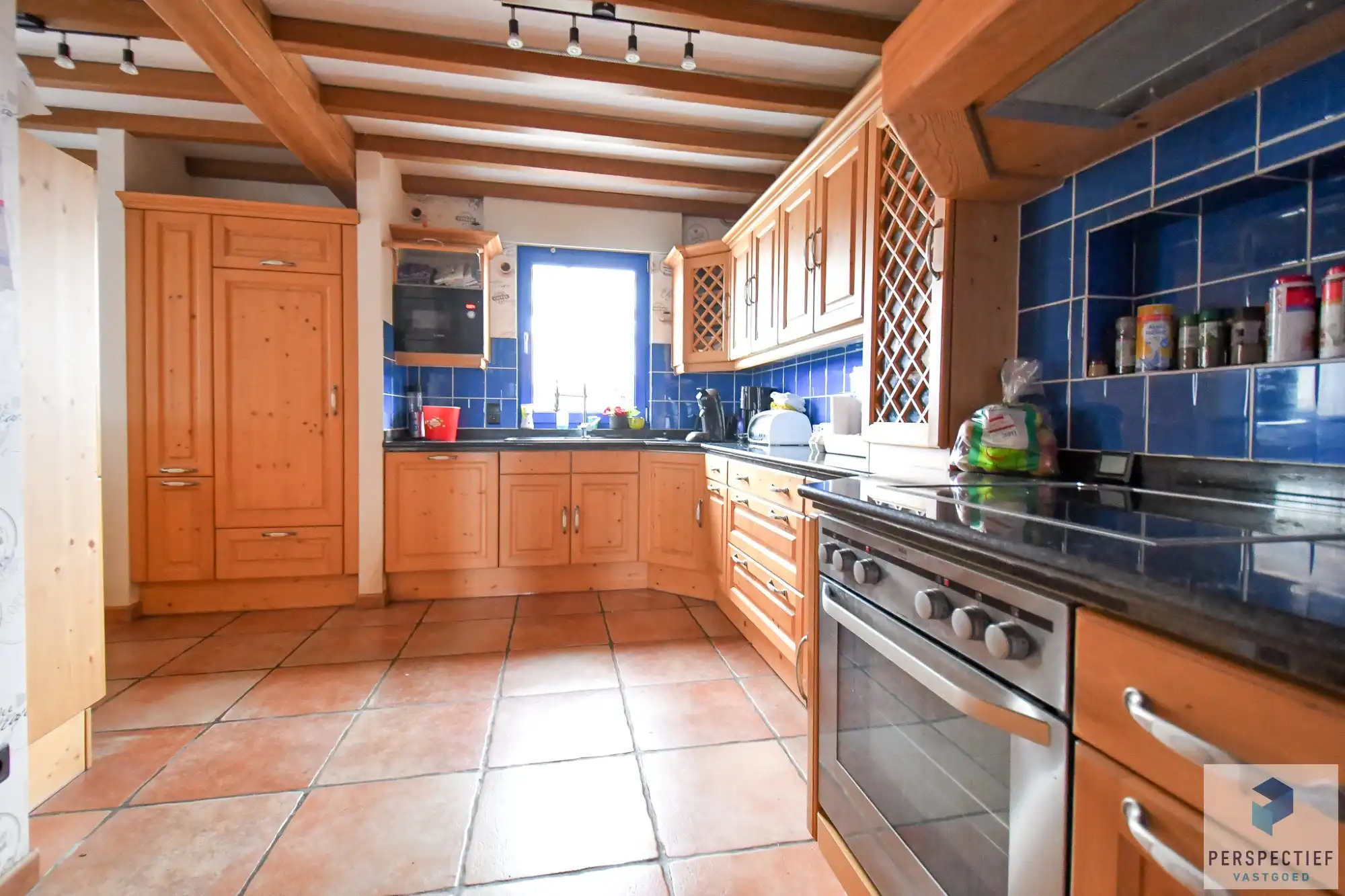 BEZOEKMOMENT ZATERDAG 23/05 VAN 9U TOT 11U | UITSTEKEND GELEGEN GELIJKVLOERSE WONING foto 9