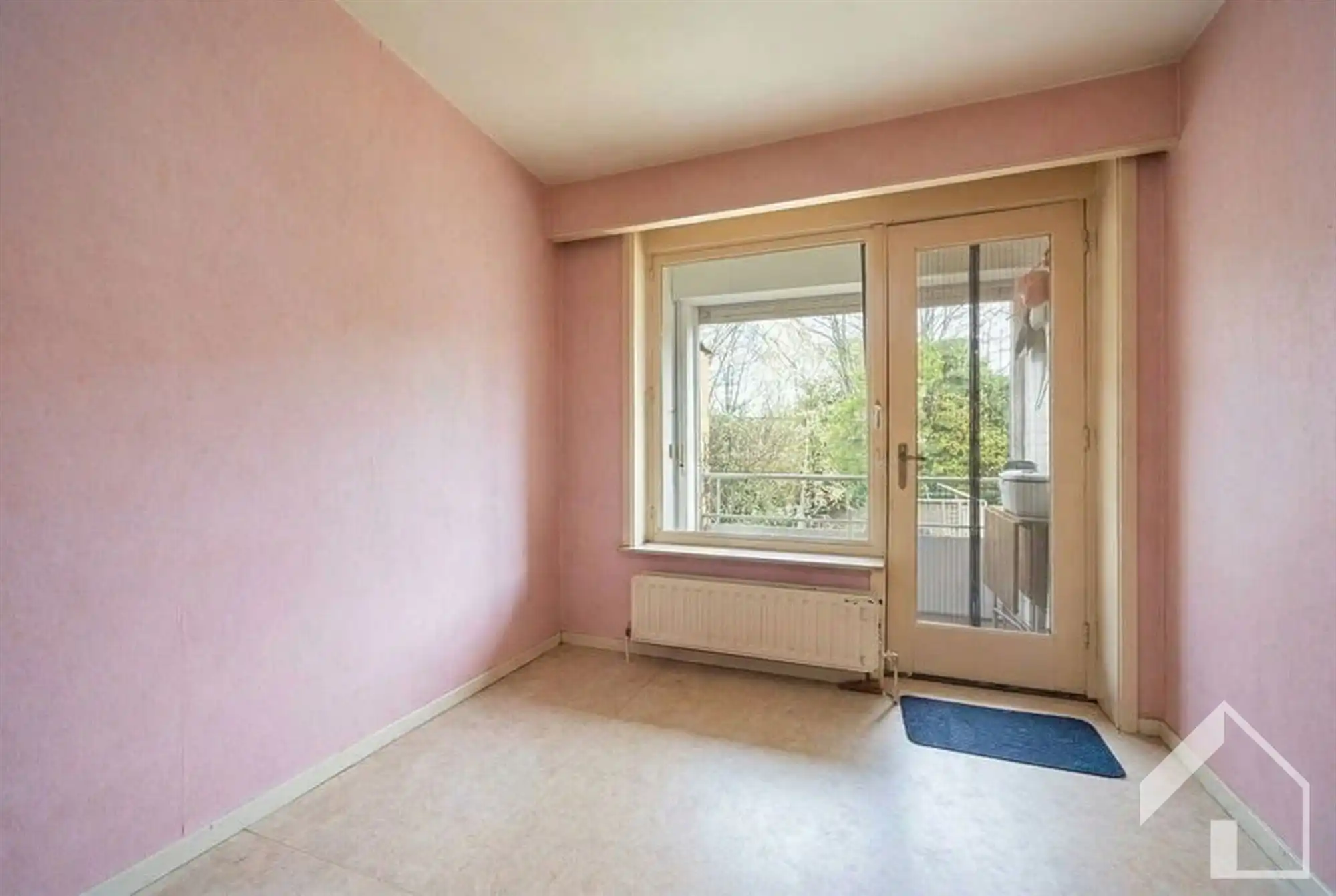 Appartement 1e verdieping + hele gelijkvloers incl garage foto 10