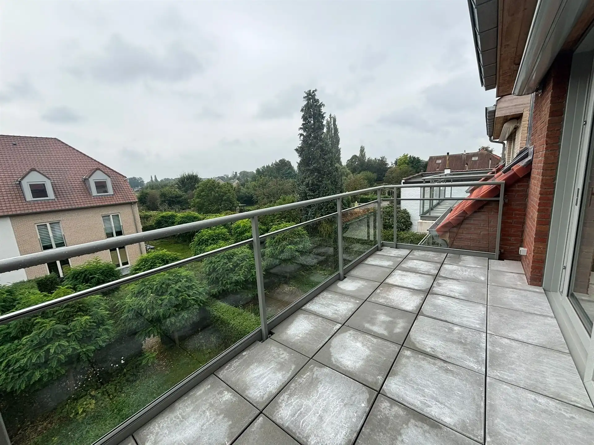 Nieuwbouw appartement nabij het centrum en park! foto 4