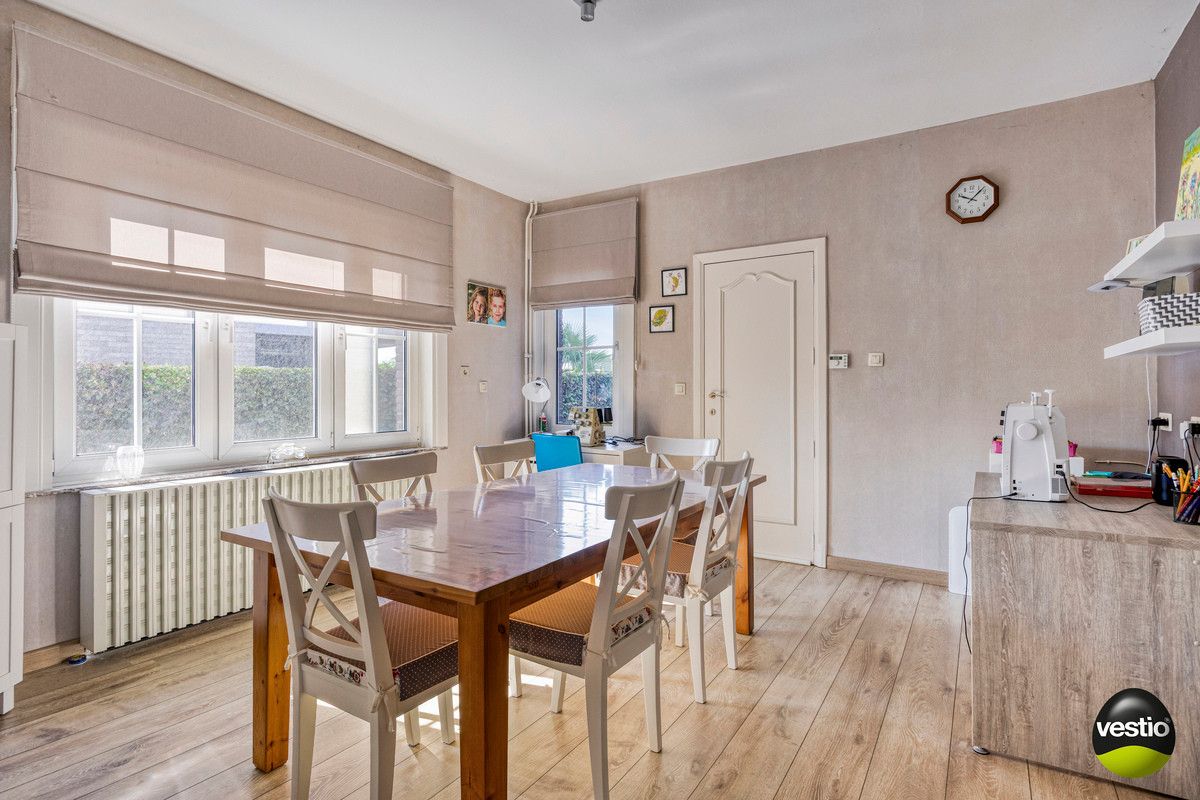 TIJDLOZE RUIME WONING MET 3 SLK OP 5A90CA NABIJ CENTRUM BEVERST. foto 8