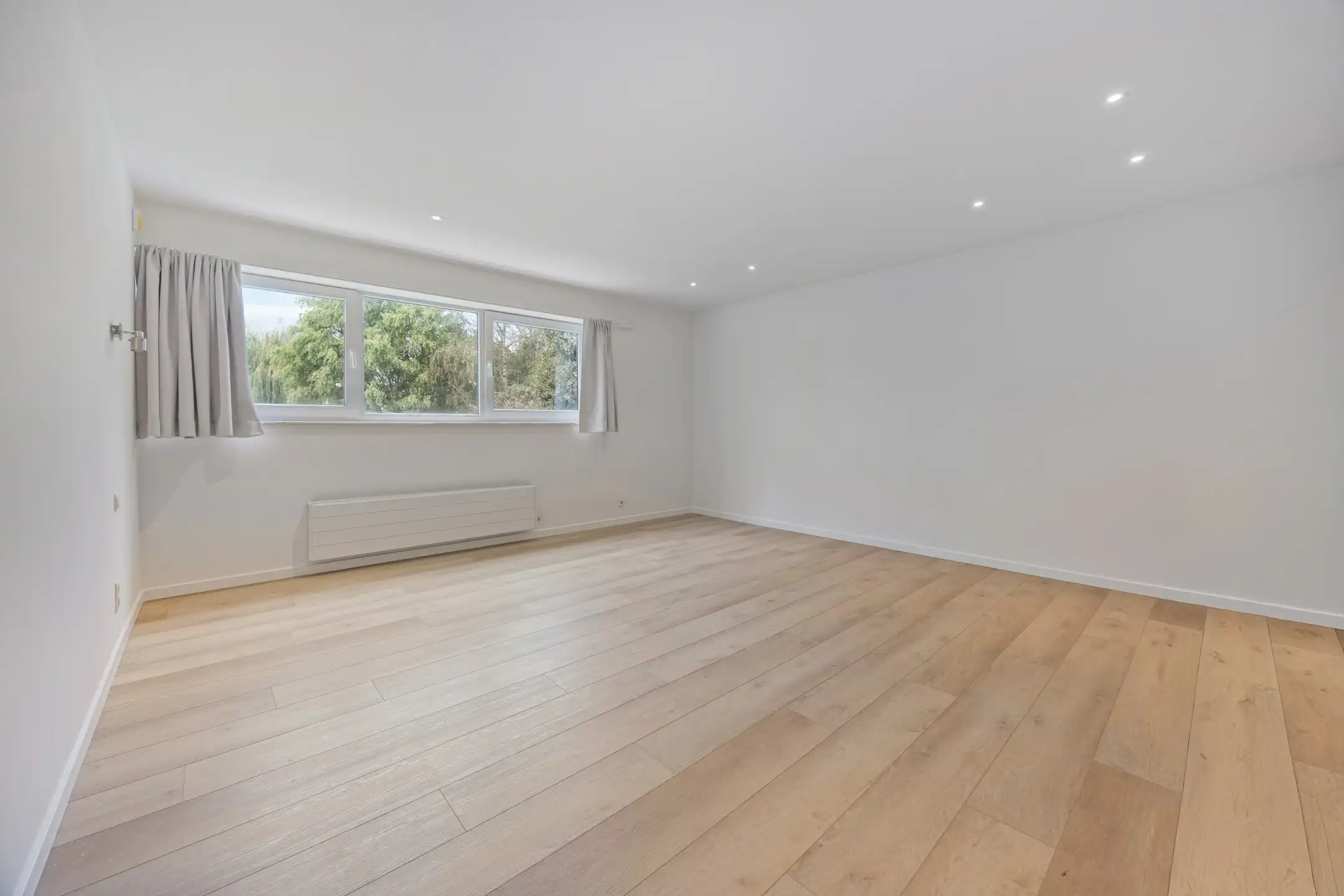 Ruime villa met prachtig groen verzicht foto 19