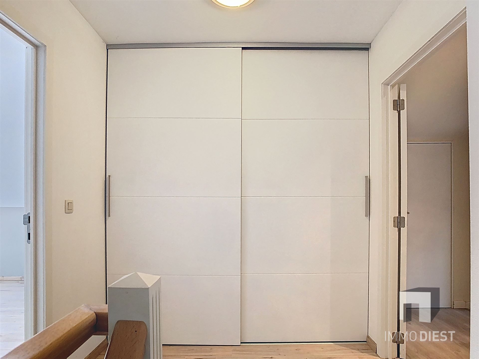 Aantrekkelijke en instapklare woning met 3 slaapkamers en prachtig aangelegde tuin op 12a 77ca. foto 27