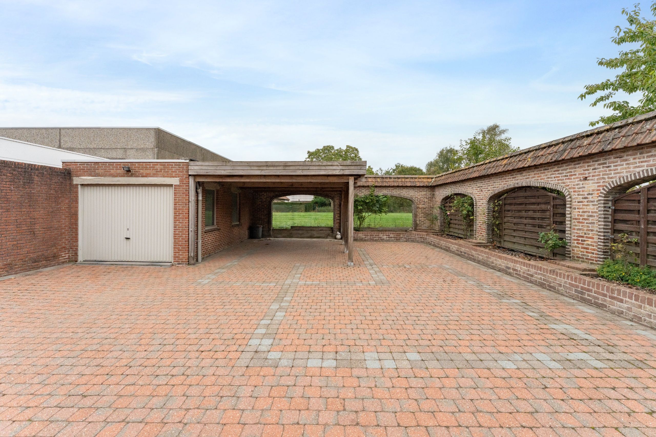 Verzorgde halfopen bebouwing op 430m2 foto 19