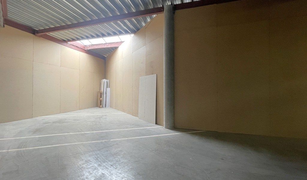 Kantoor met opslagruimte te huur in Harmoniewijk Antwerpen foto 14