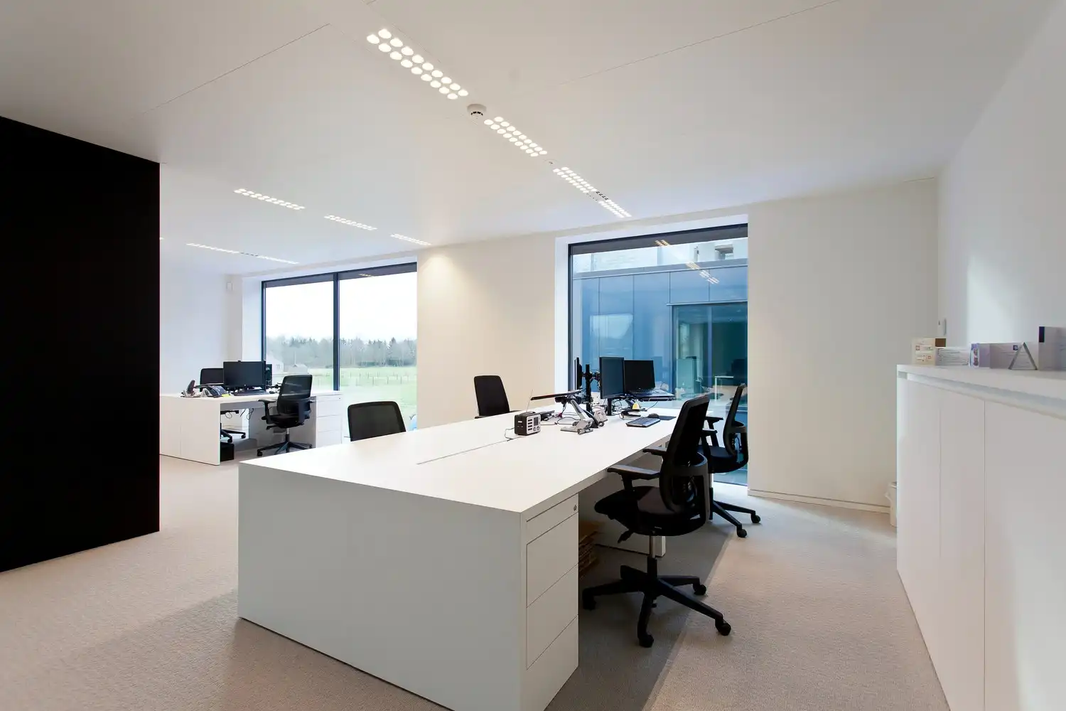 1067m² hoogwaardig kantoorgebouw foto 19