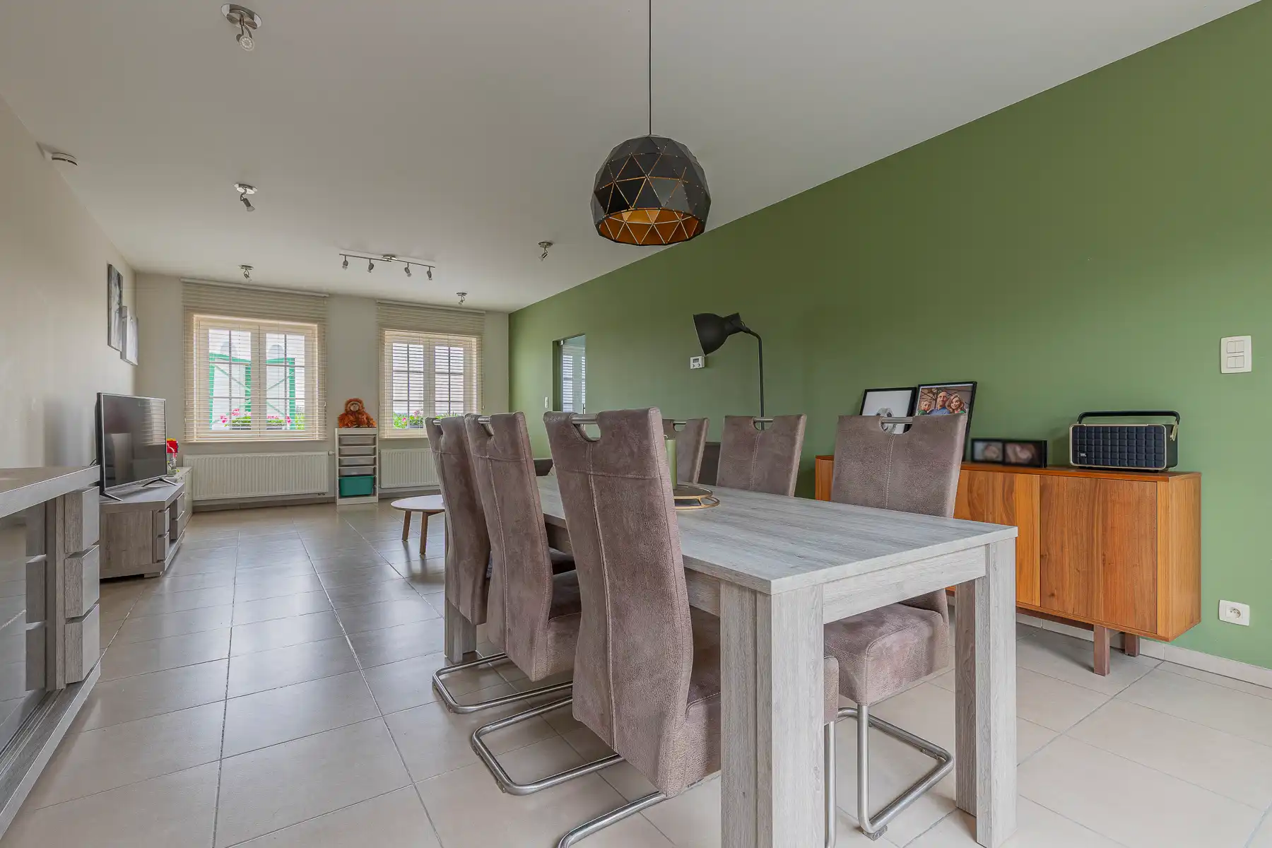 Ruime energiezuinige (EPC = A) woning met zuidwest tuin foto 7