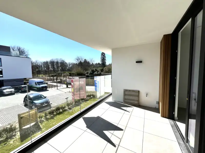 App met 2  slpkm, garage en kelderberging foto 20