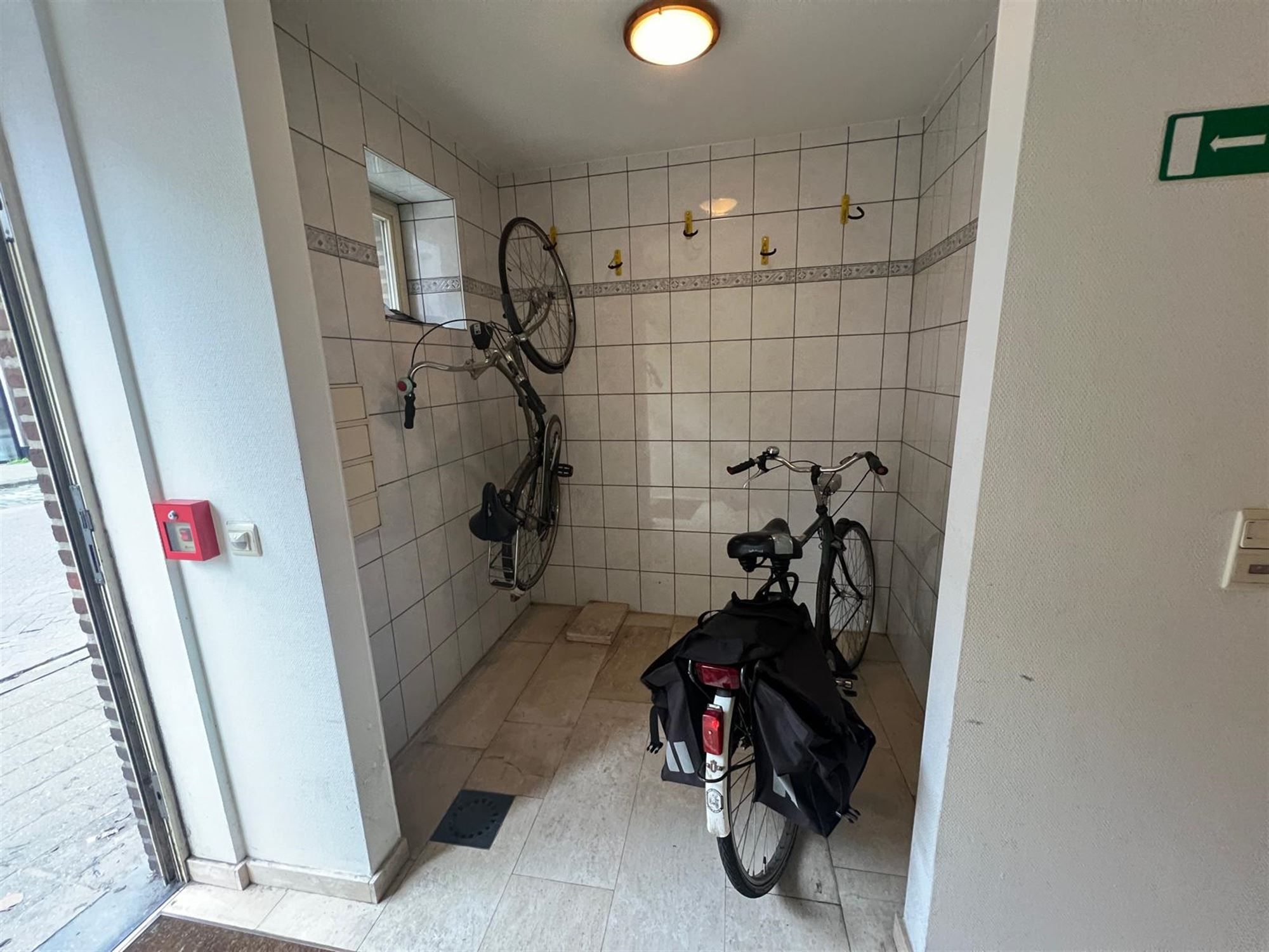 Goed gelegen gelijkvloers 2 slaapkamer appartement  foto 5