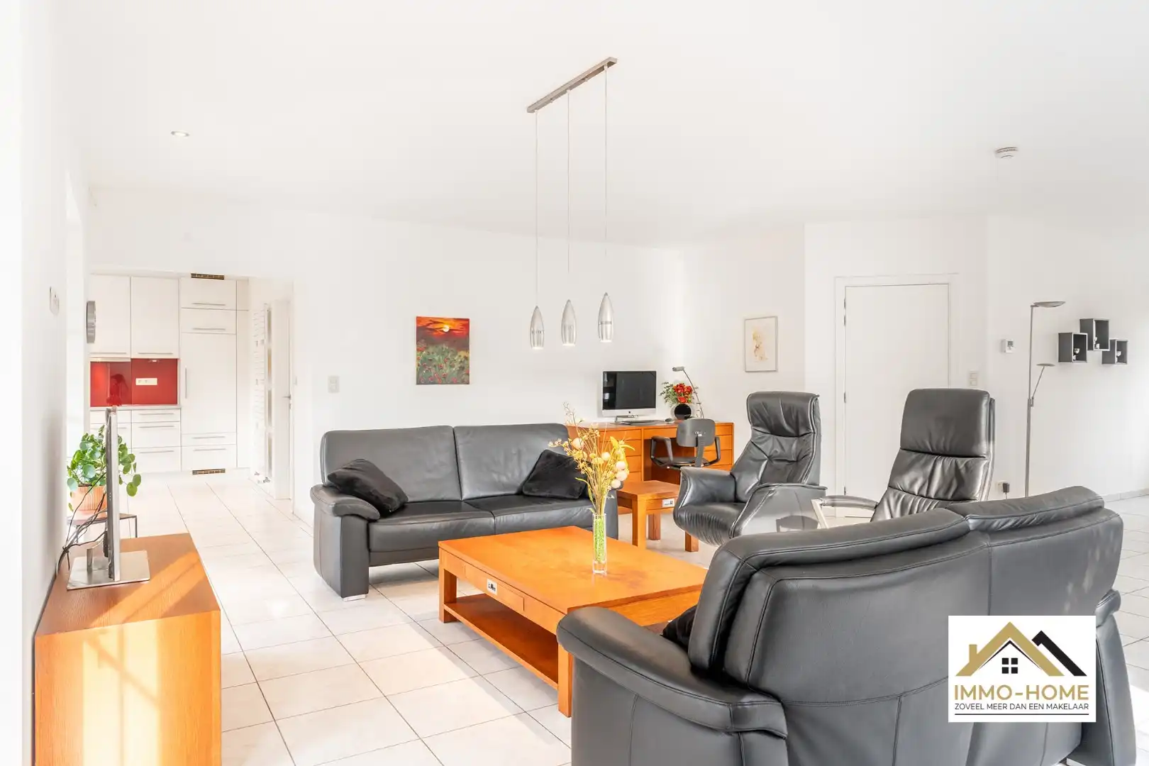 Jonge prachtige woning met enorm volume!! foto 10