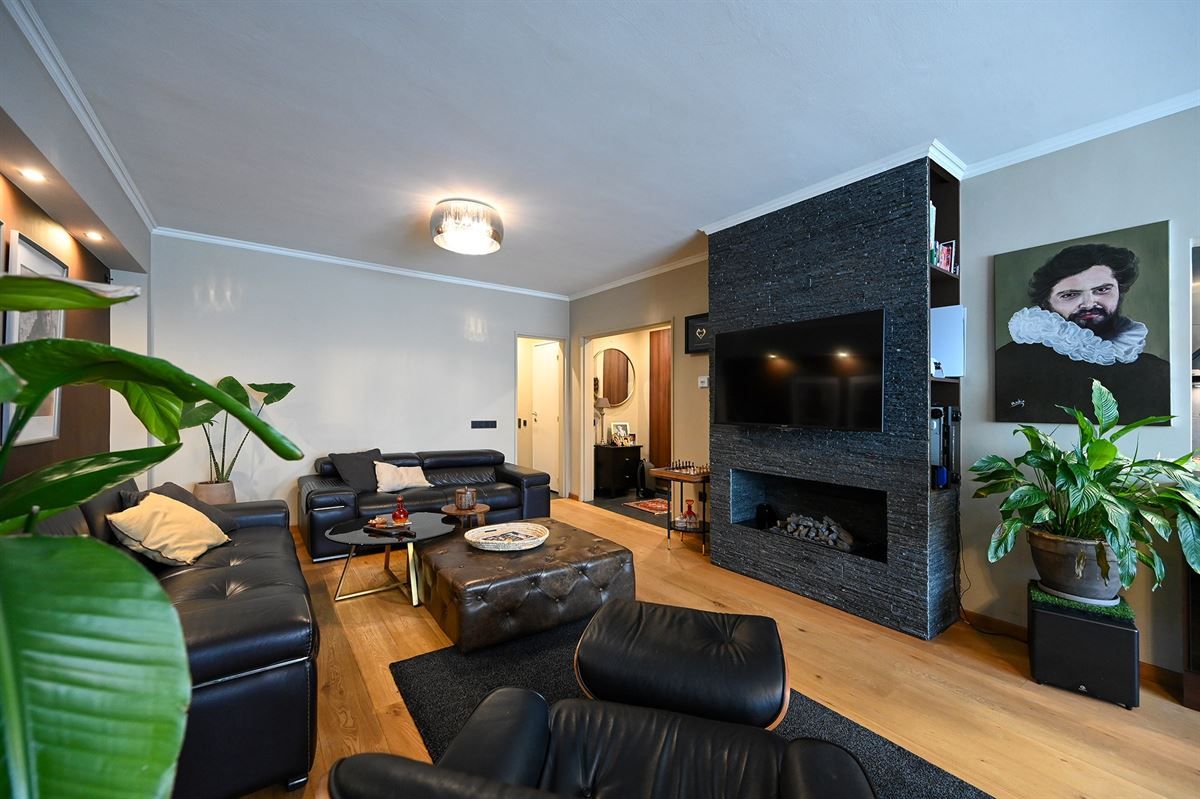 Gerenoveerd appartement op geliefde locatie foto 10