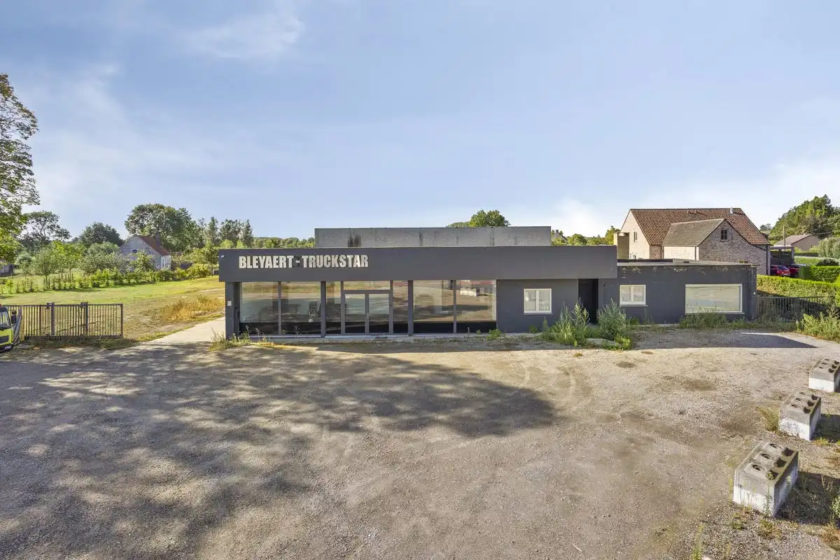 Magazijn met woonst en burelen in Adegem (Maldegem) foto 30
