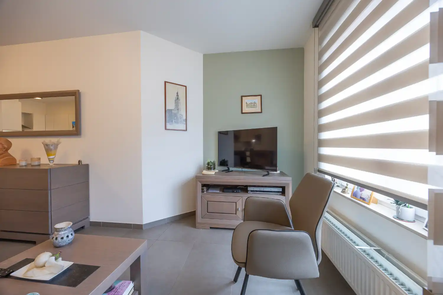 Instapklaar gelijkvloers appartement met 2 slaapkamers en ruim terras in het centrum van Middelkerke foto 3