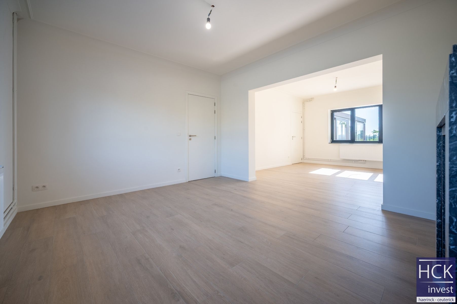 KRUISHOUTEM - Gerenoveerde en instapklare woning met 4 SLPK! foto 4