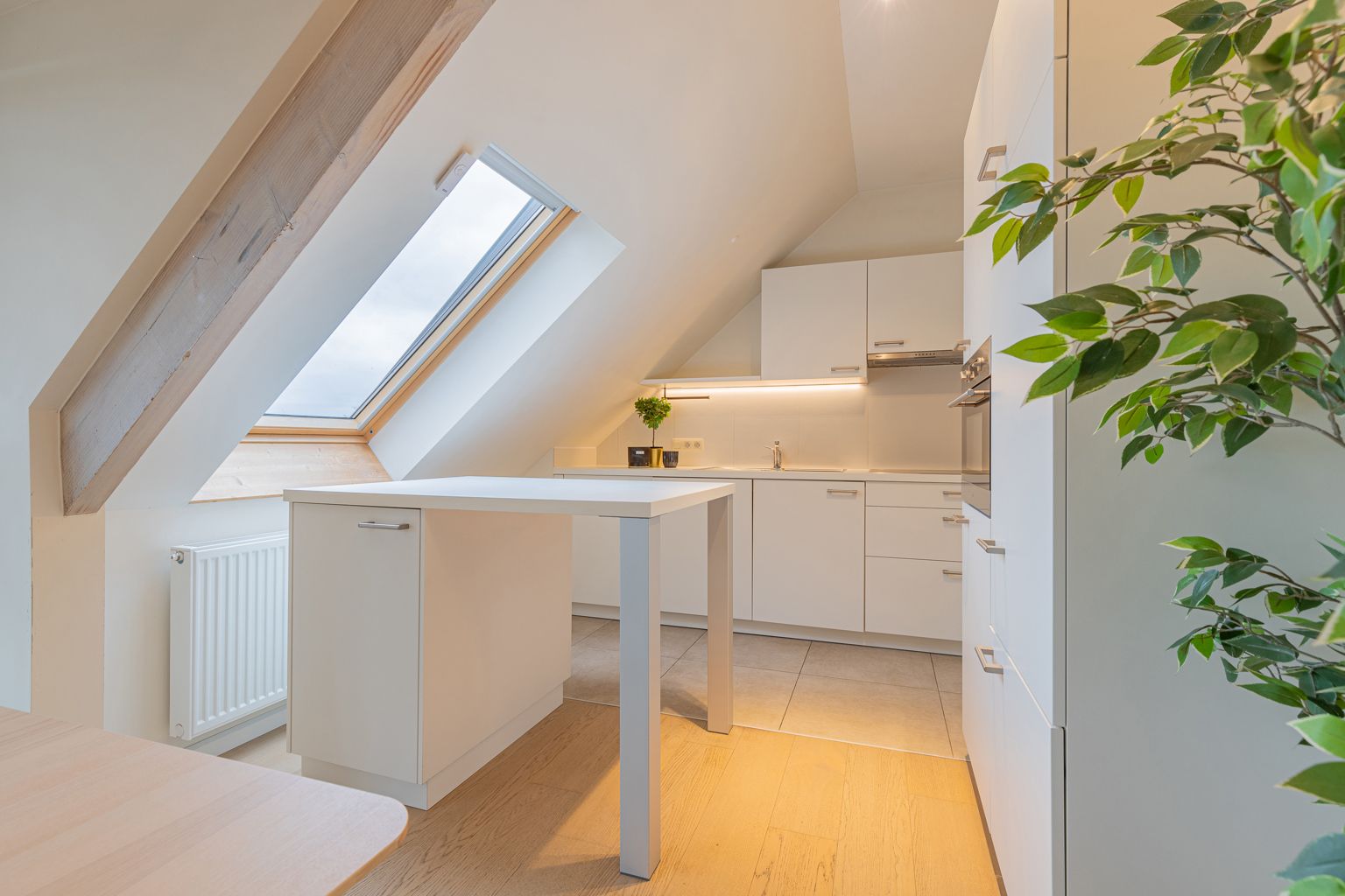 Recent appartement met 2 slaapkamers in het centrum! foto 9