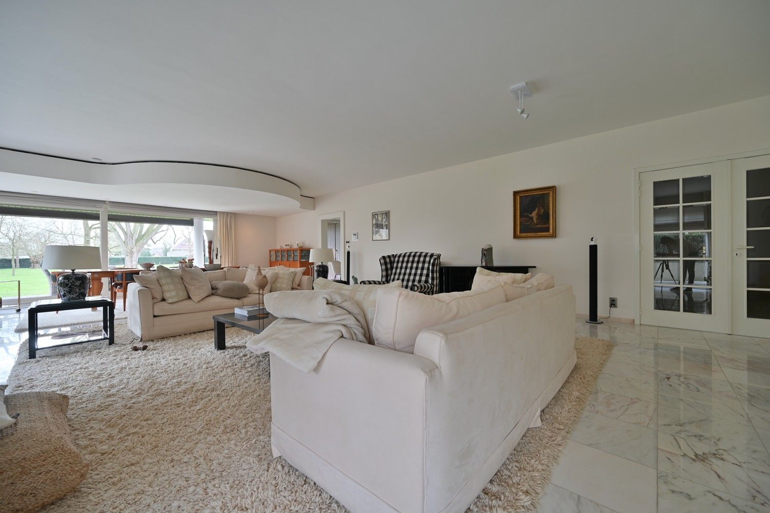 Exclusief, gelijkvloers villa-appartement van 275 m² met 4 slaapkamers, op unieke locatie in Parkdomein Petersheim, nabij het centrum van Lanaken foto 6