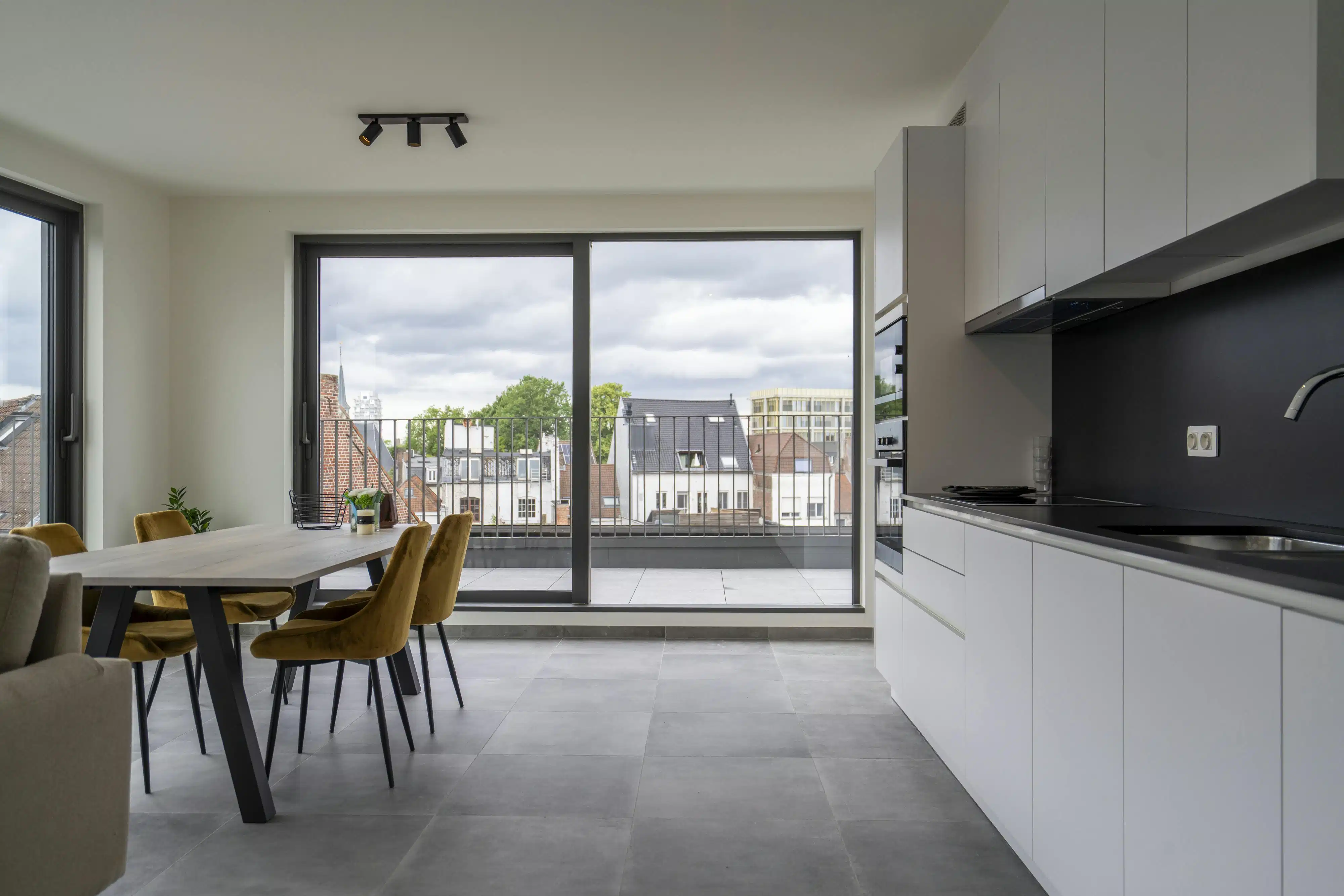 Super lichtrijk dakappartement te koop in Kortrijk foto 27