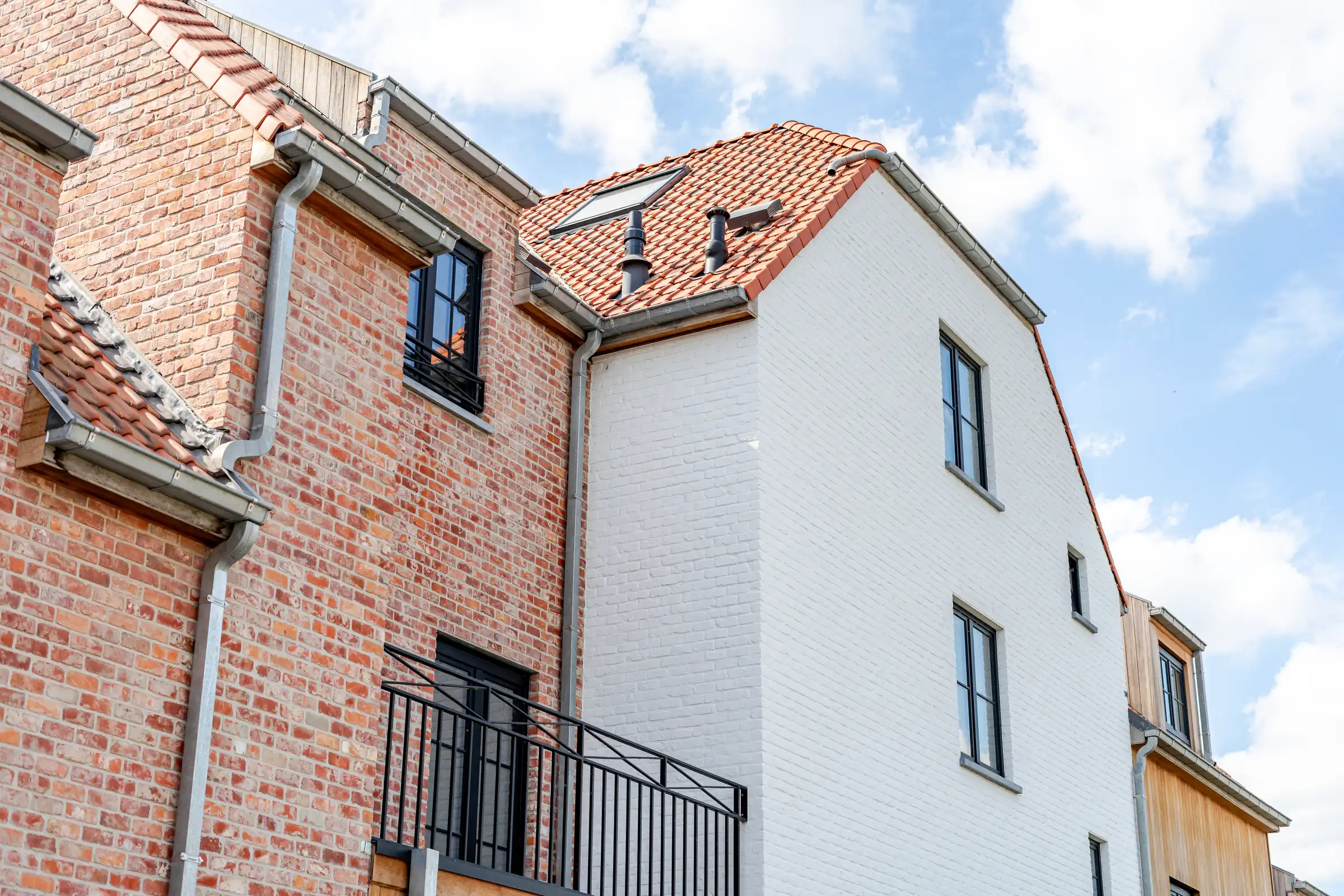 Ruim gelijkvloers villa-appartement met tuin foto 17