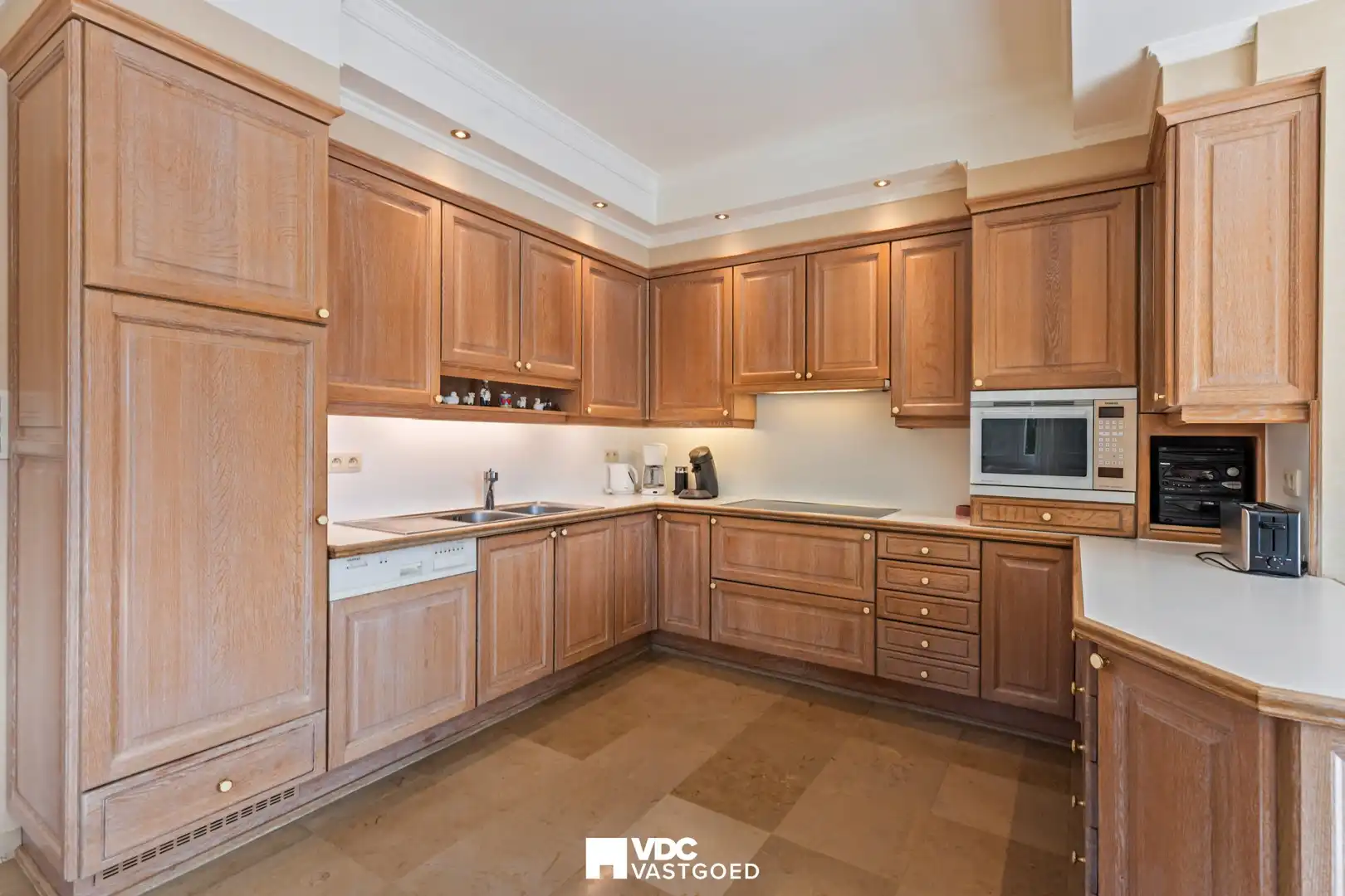 Unieke villa met kantoorruimte, binnenzwembad en opsplitsingsmogelijkheid – Tongeren/Borgloon foto 16