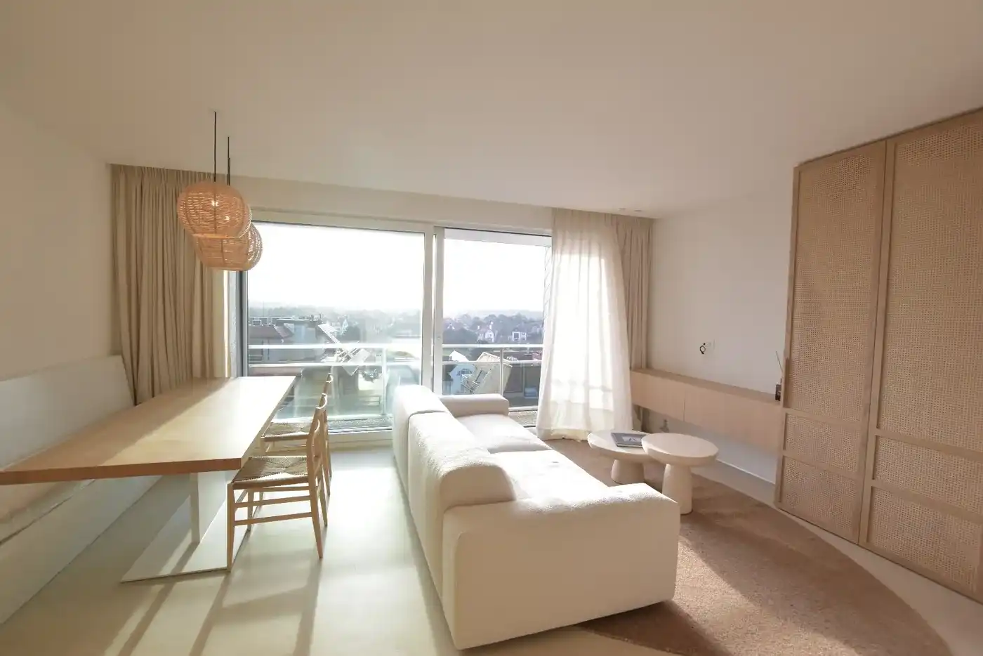 Luxueus afgewerkt en zeer zonnig appartement in het Zoute foto 6