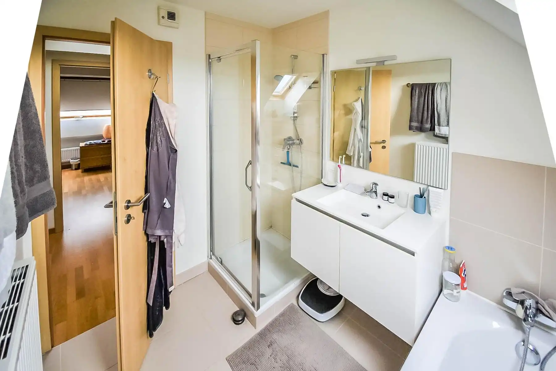Appartement te huur foto 8
