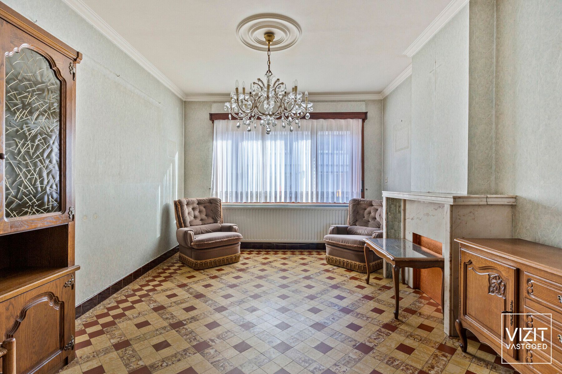 Ruim woonhuis in doodlopende straat foto 2