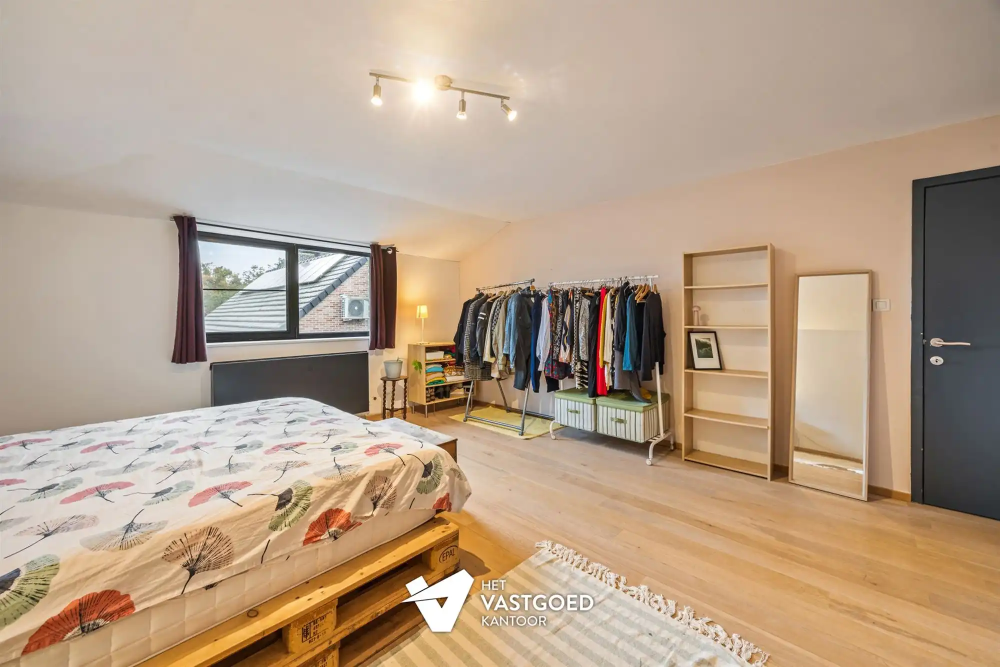 RUIME WONING MET COMMERCIELE OF MULTIFUNCTIONELE RUIMTE OP RUIM PERCEEL IN EEN GROENE OMGEVING foto 17