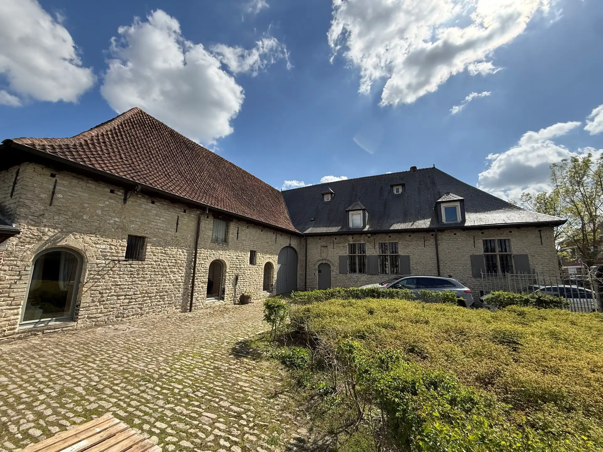 Unieke loft met 1 slaapkamer  foto {{pictureIndex}}