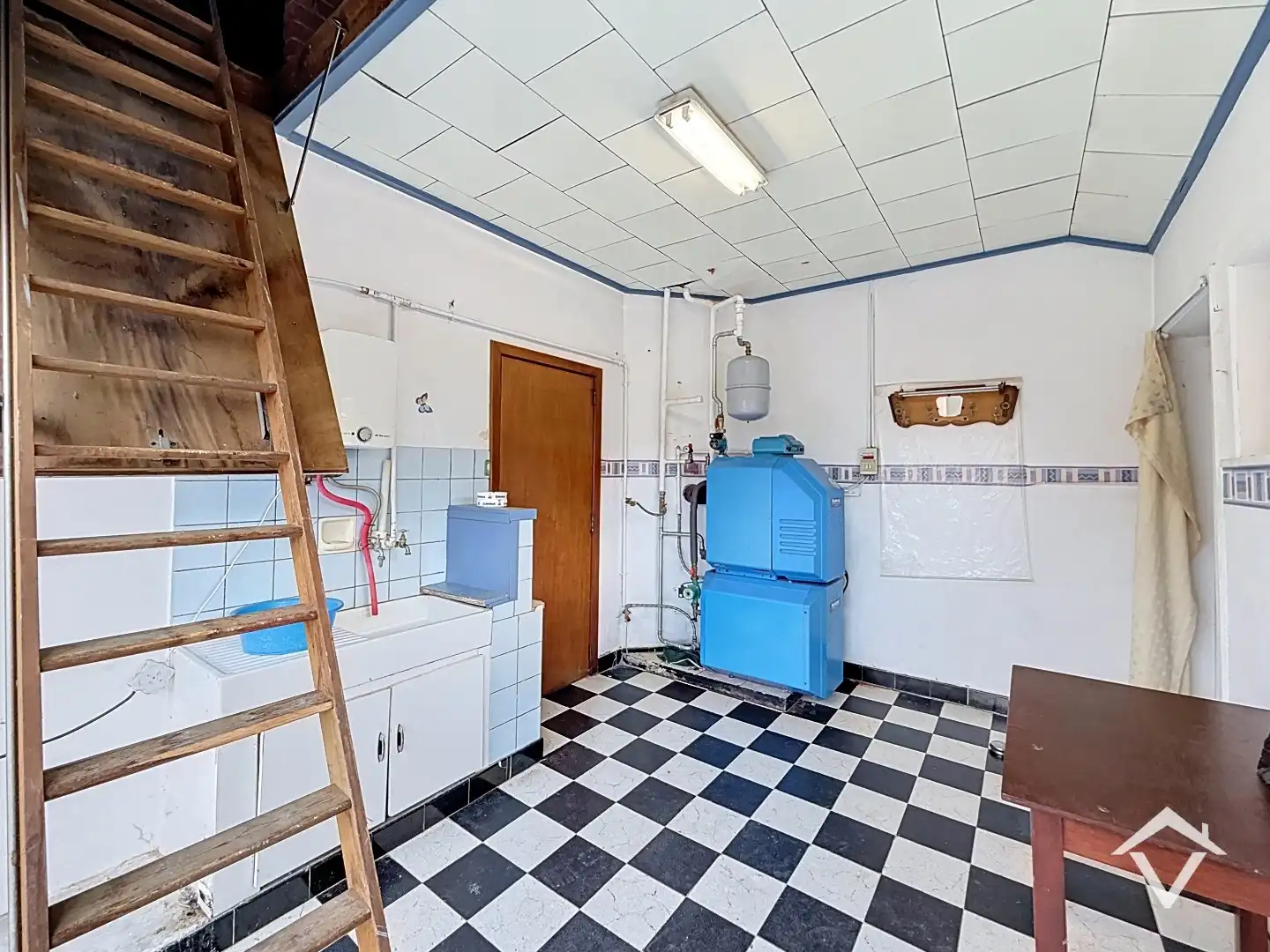 Gelijkvloerse woning met 3 slaapkamers, ruime garage en tuin op een gunstige ligging te Hooglede foto 11