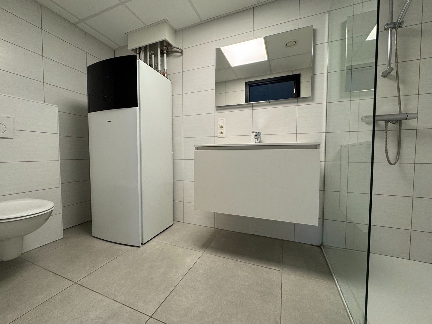 1 slaapkamer appartement te huur in centrum Maasmechelen foto 9