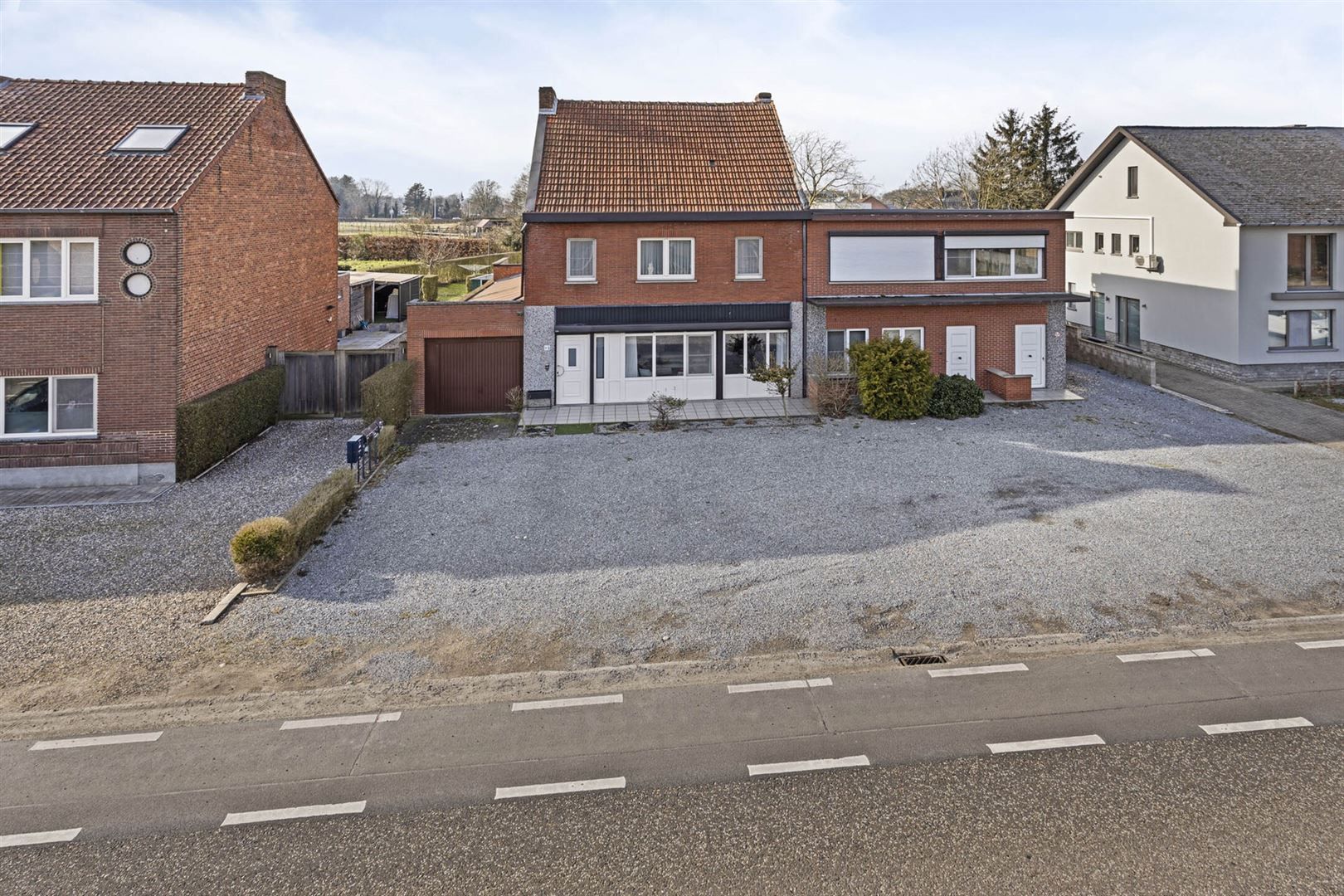 TE KOOP: Handelshuis op 7a33ca te Zonhoven! foto 24