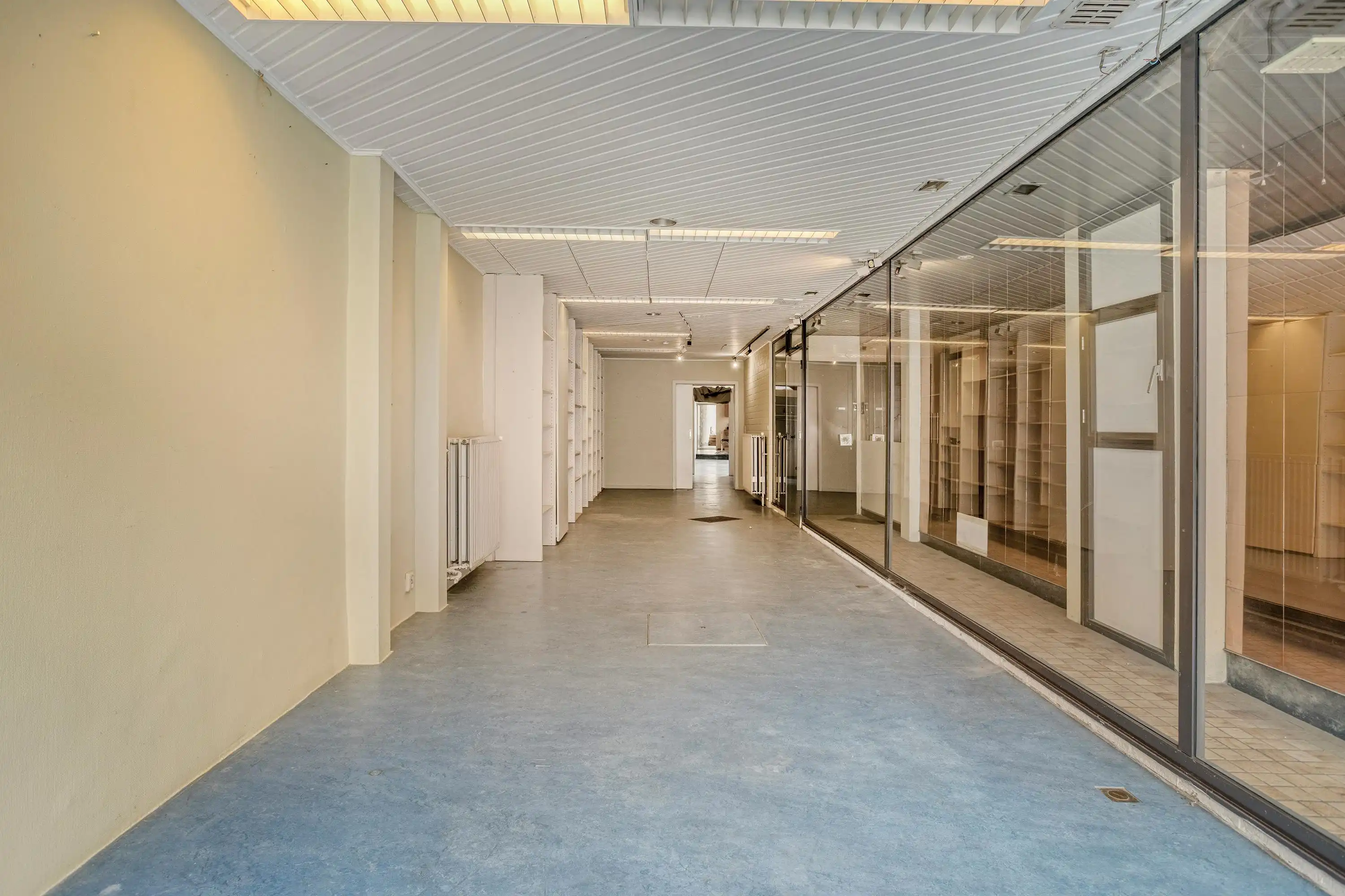 Verhuurd appartement + handelgelijkvloers  foto 3