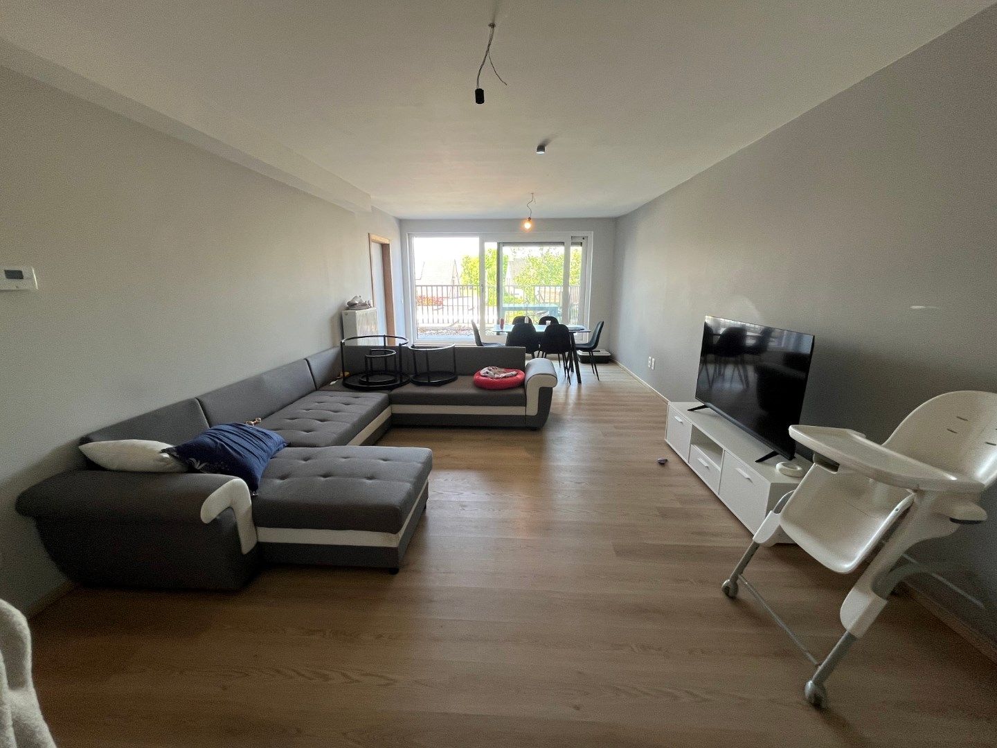 Aangenaam 1-slpk-appartement met terras en garage. foto 3