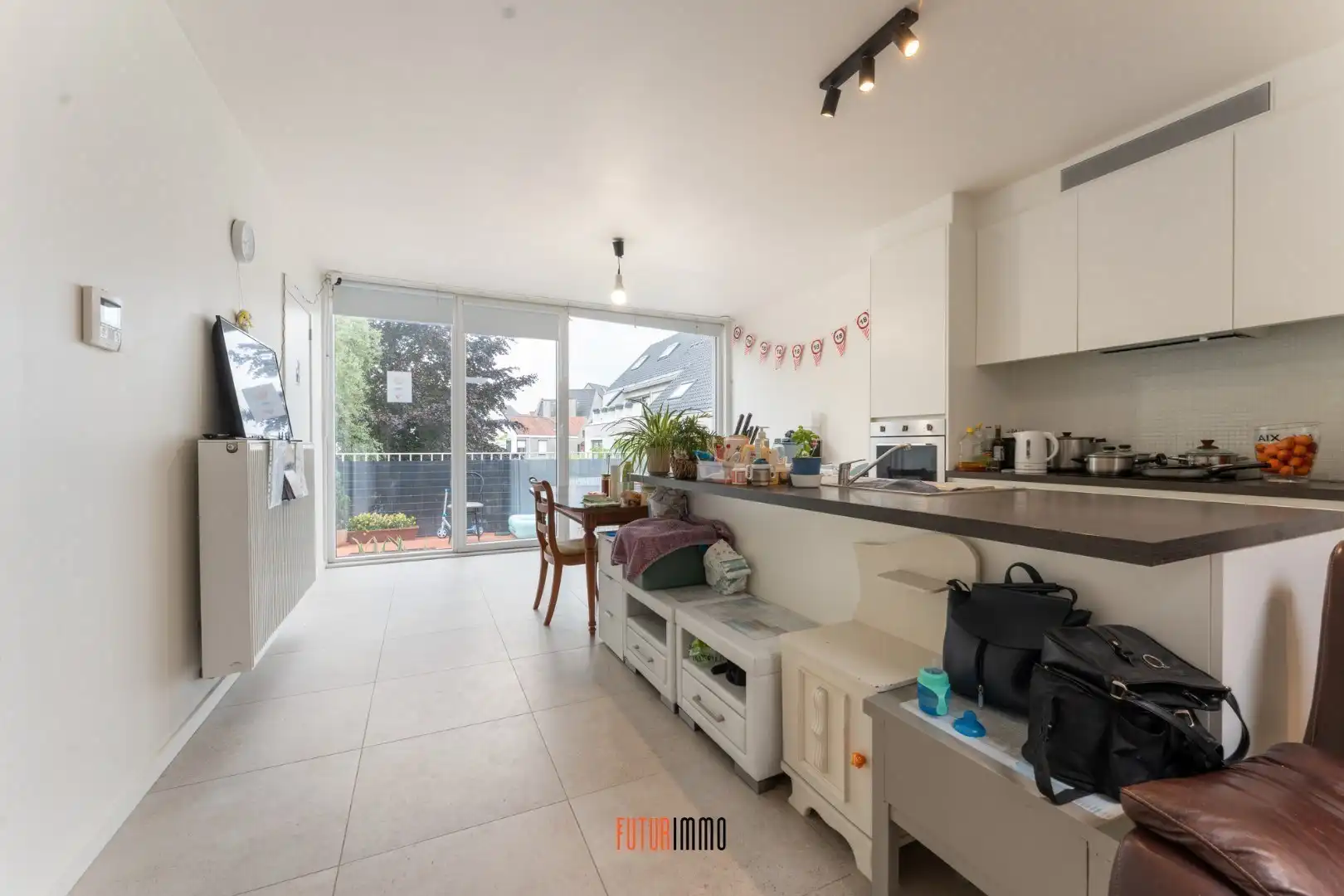 Modern 2-slpk appartement in hartje Rumbeke foto 2