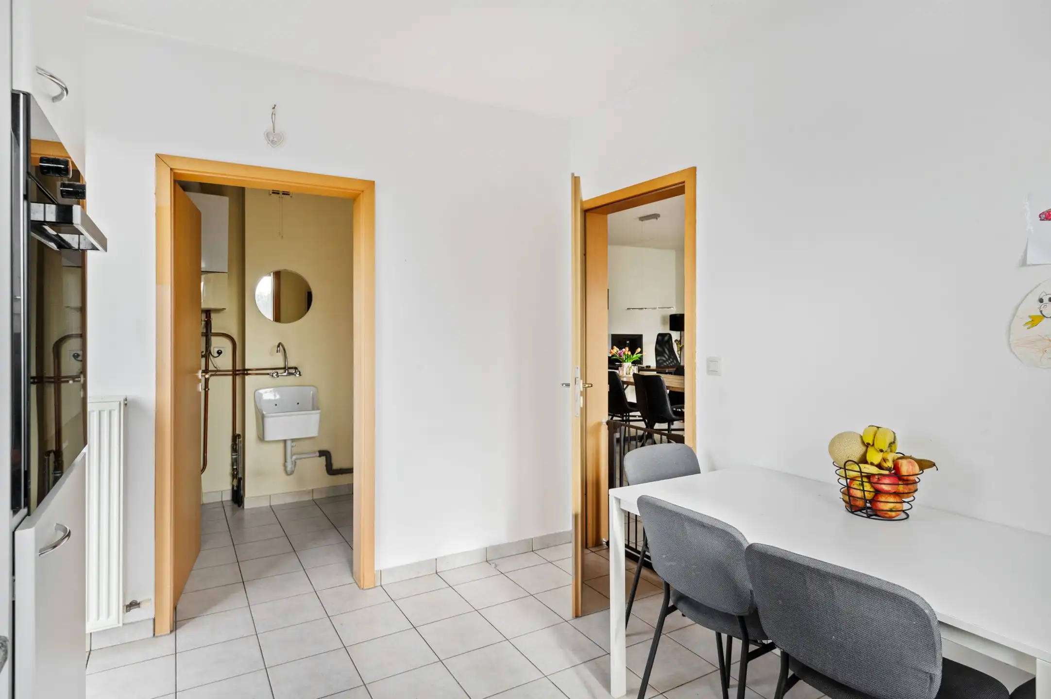 Opbrengsteigendom met 3 appartementen + garageboxen in Wommelgem te koop! foto 31