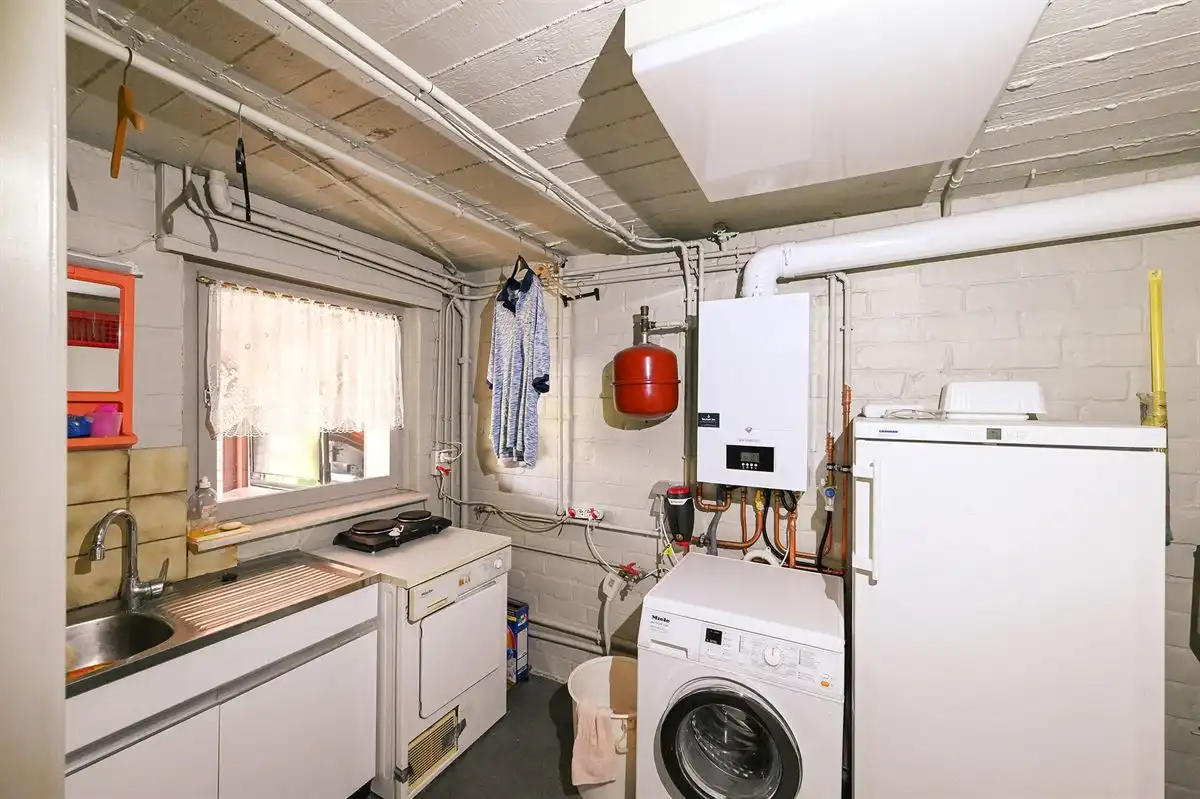 Bel-etage in leuke woonwijk foto 16