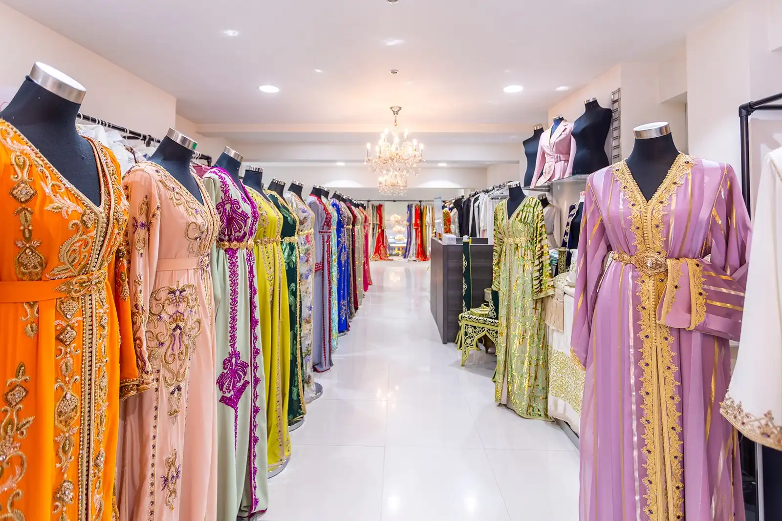 Handelsruimte te koop op een toplocatie met veel passage foto 18