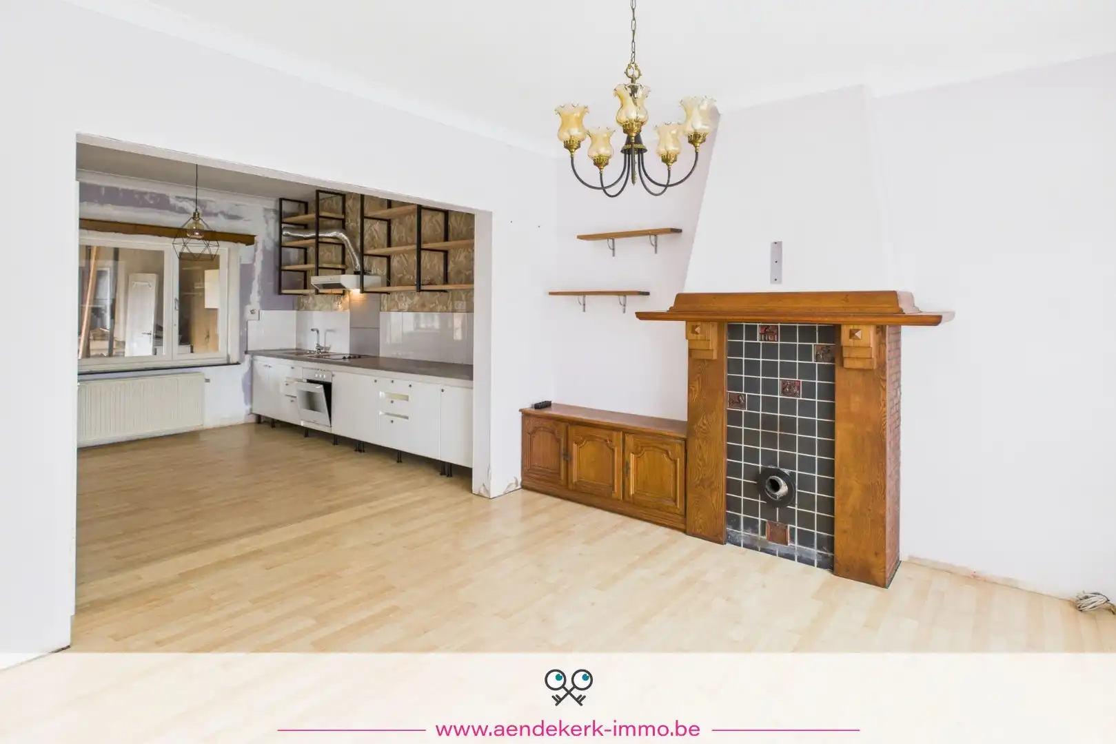 Rustig gelegen, te renoveren, woning met 3 slaapkamers nabij het centrum van Bree  foto 3