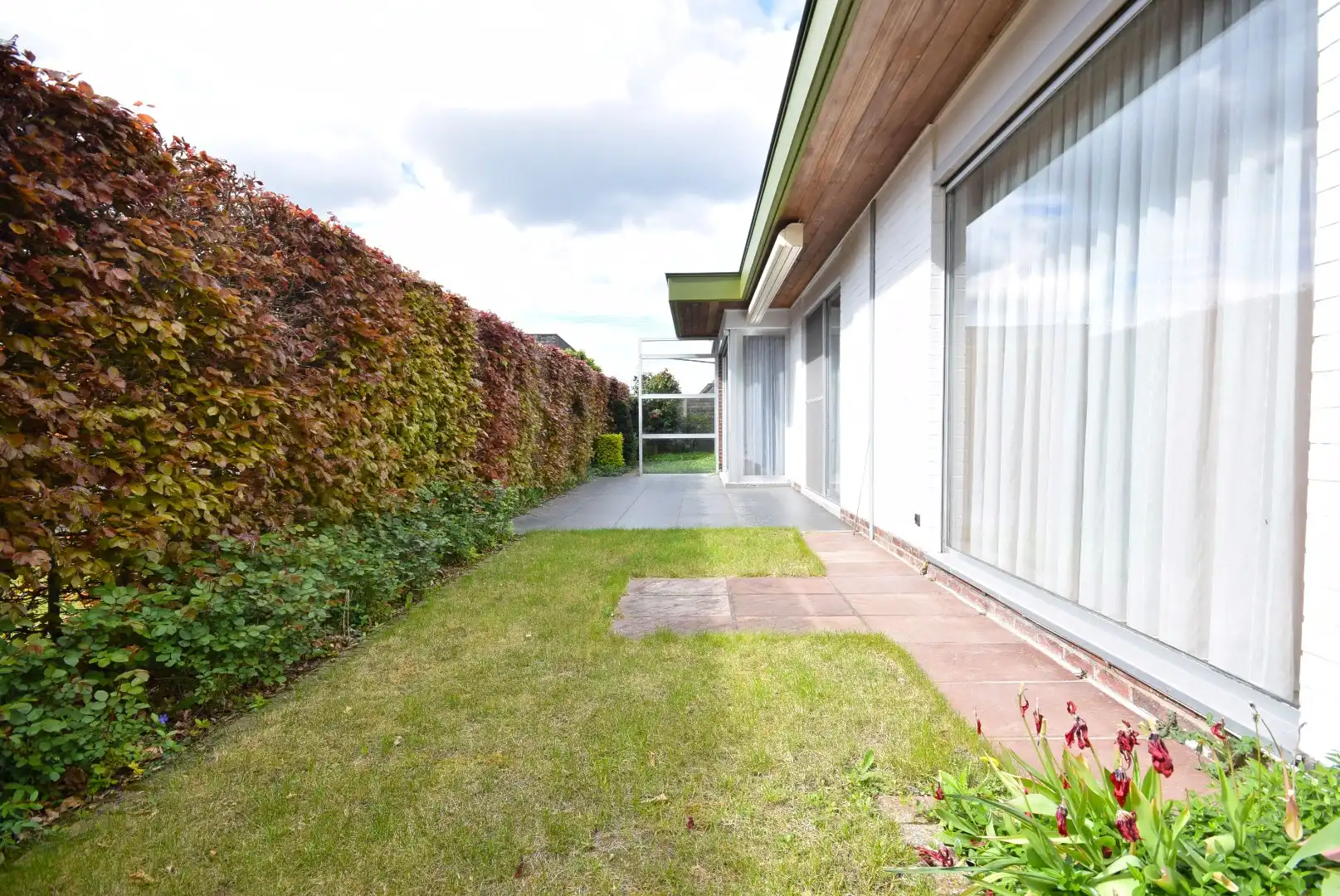  Stijlvolle bungalow in residentiële wijk te Beveren (Roeselare) foto 2