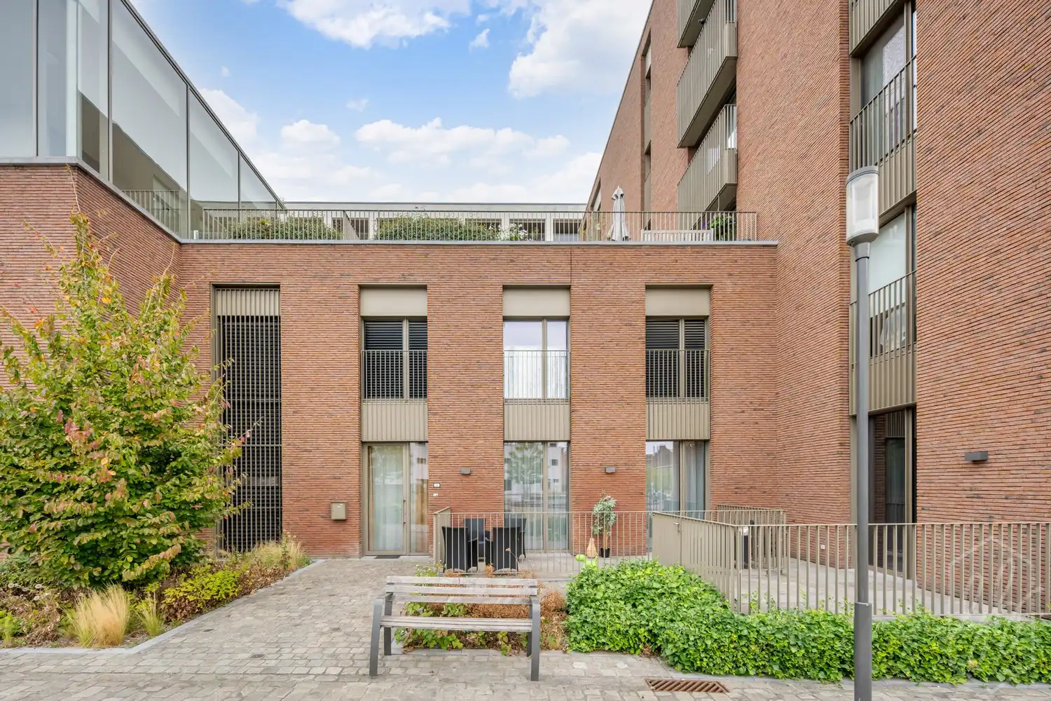 Exclusief, instapklaar appartement met ruim terras in Quartier Bleu foto 21