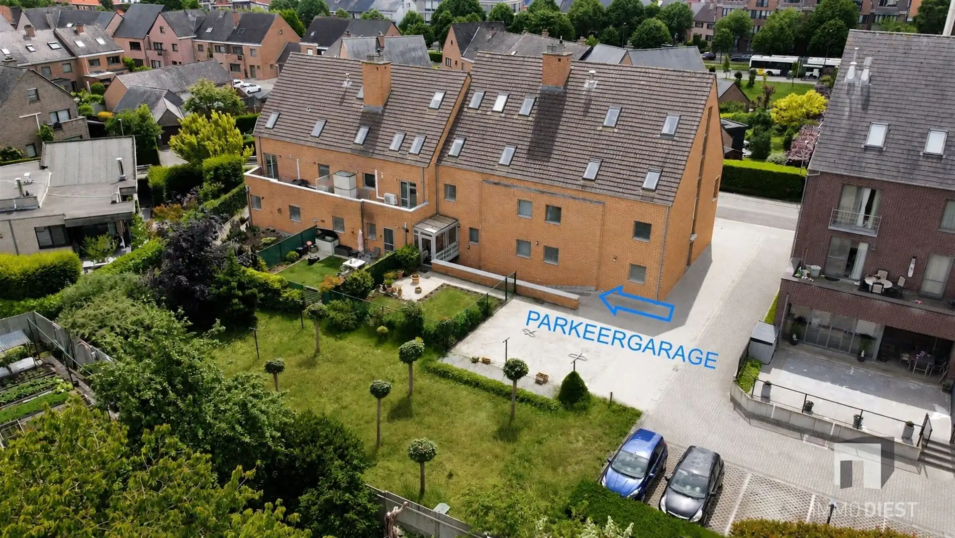 Appartement met 2 slaapkamers, terras en parking in centrum Diest foto 31