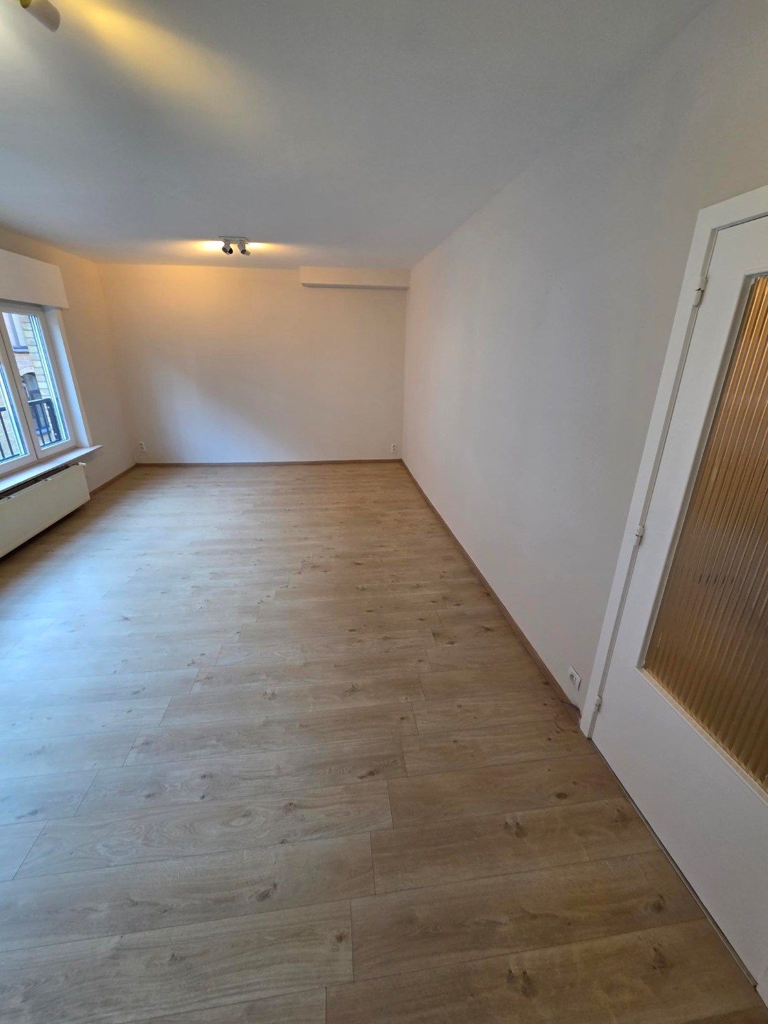 Verzorgd appartement met 2 slaapkamers in Veurne foto 5