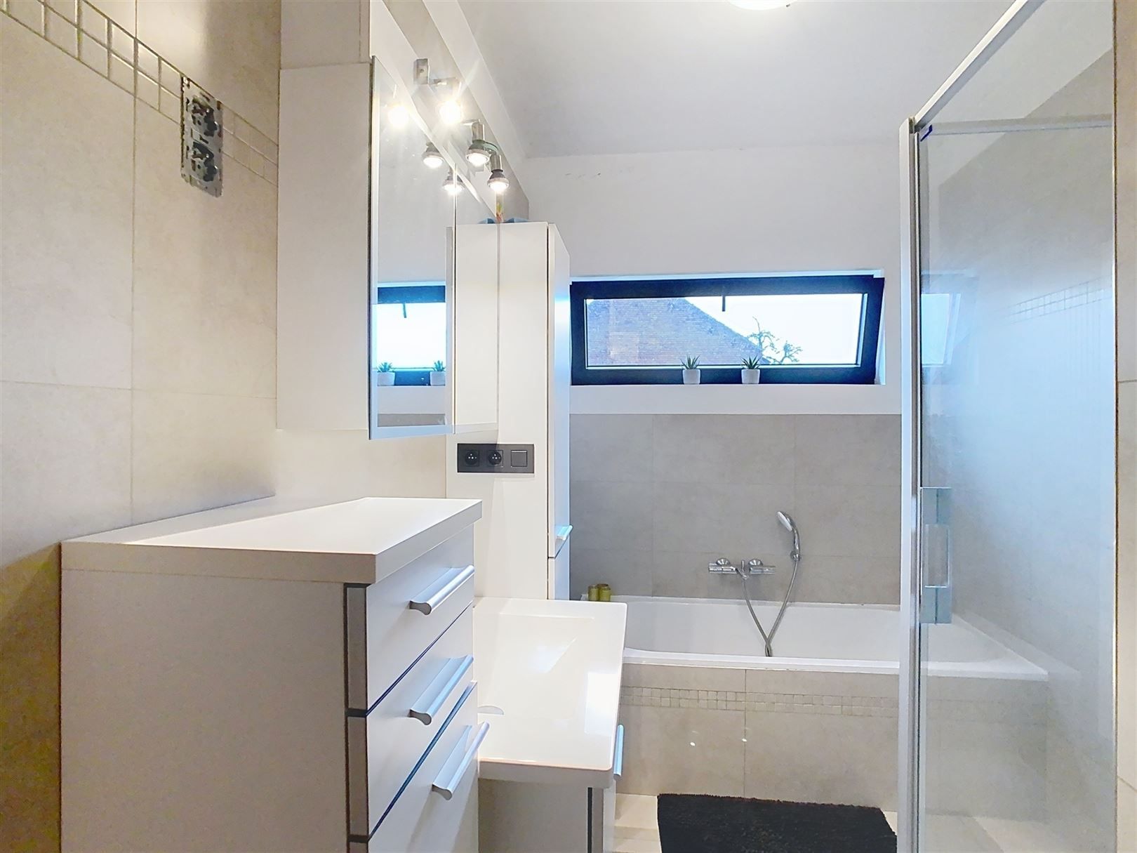 Gerenoveerde woning, 3 slpks, tuin, bijgebouw,15a 96ca foto 47