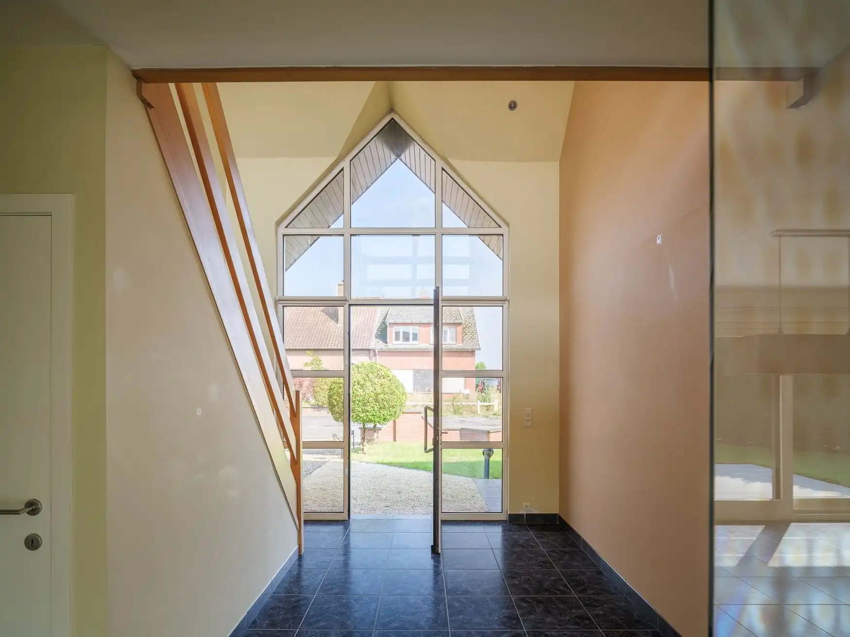 Lichtrijke gezinswoning van 266 m² in Deinze foto 8