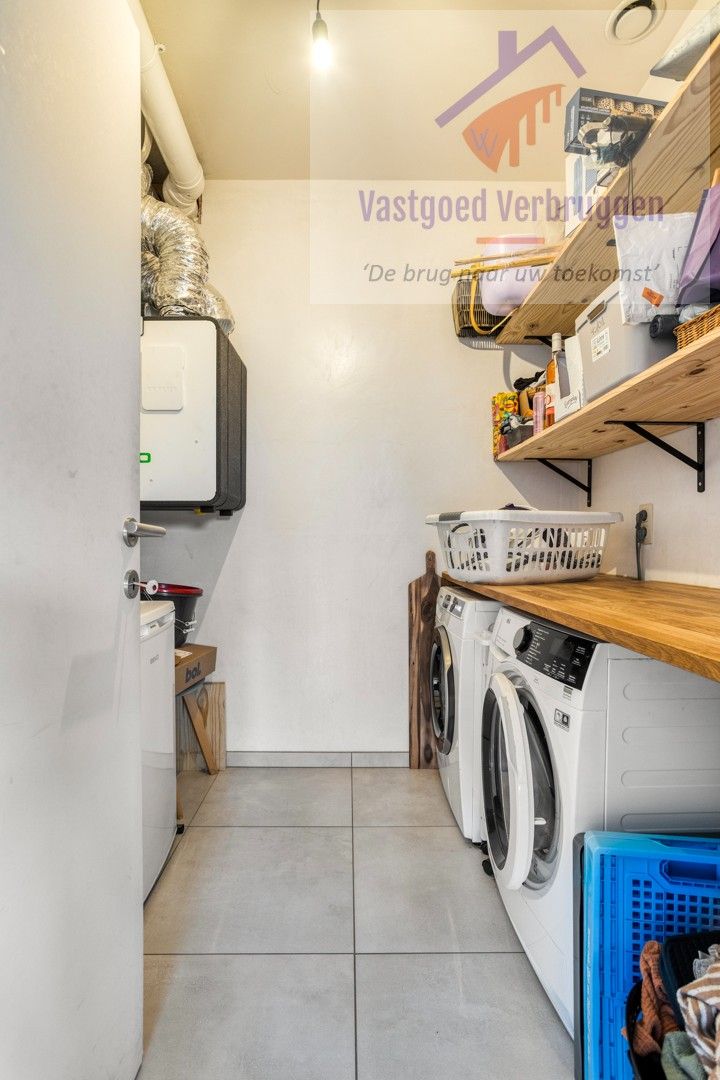 Recent gelijkvloers appartement met terras en tuin foto 9